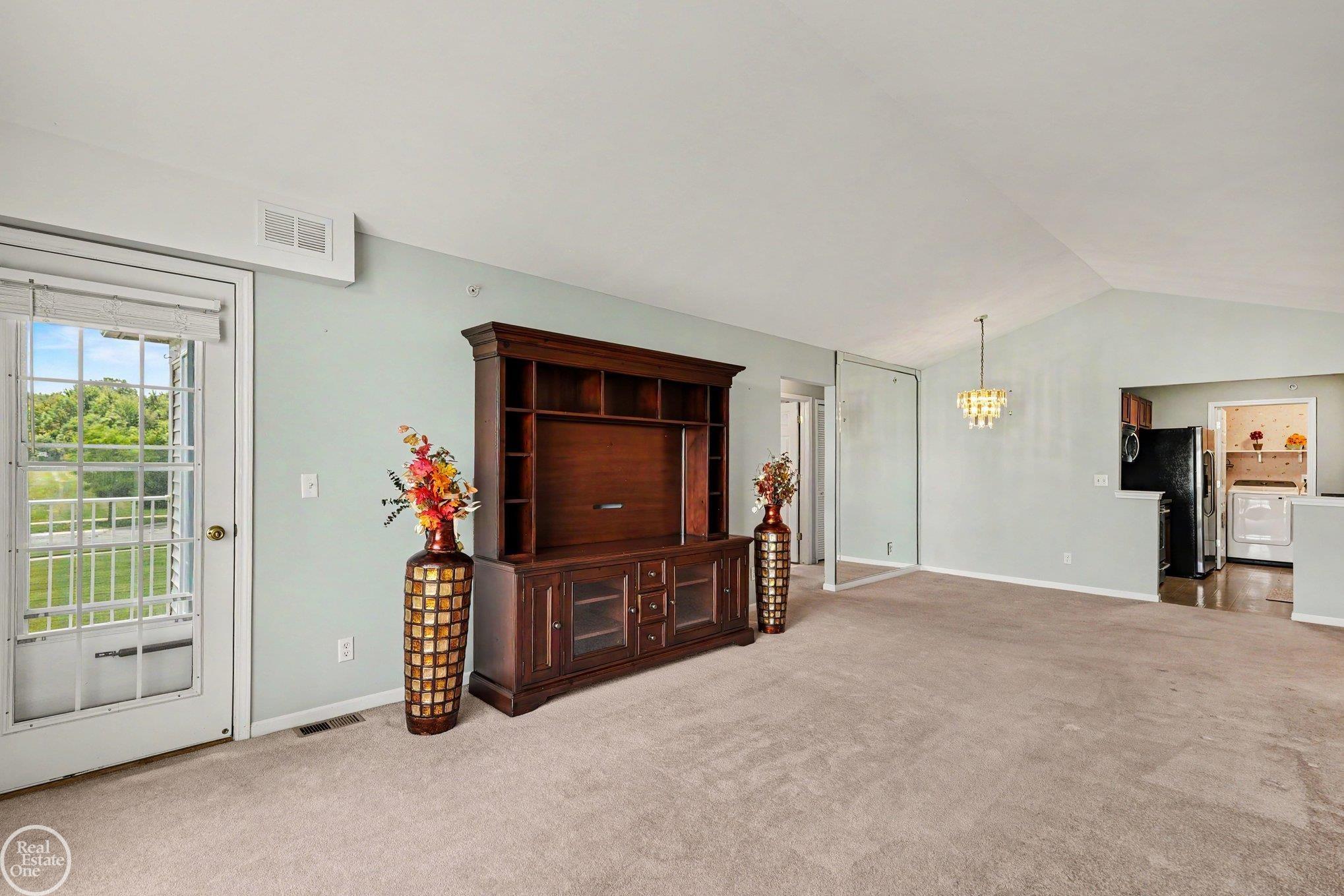 52164 Naugatuck Drive Property Photo 7