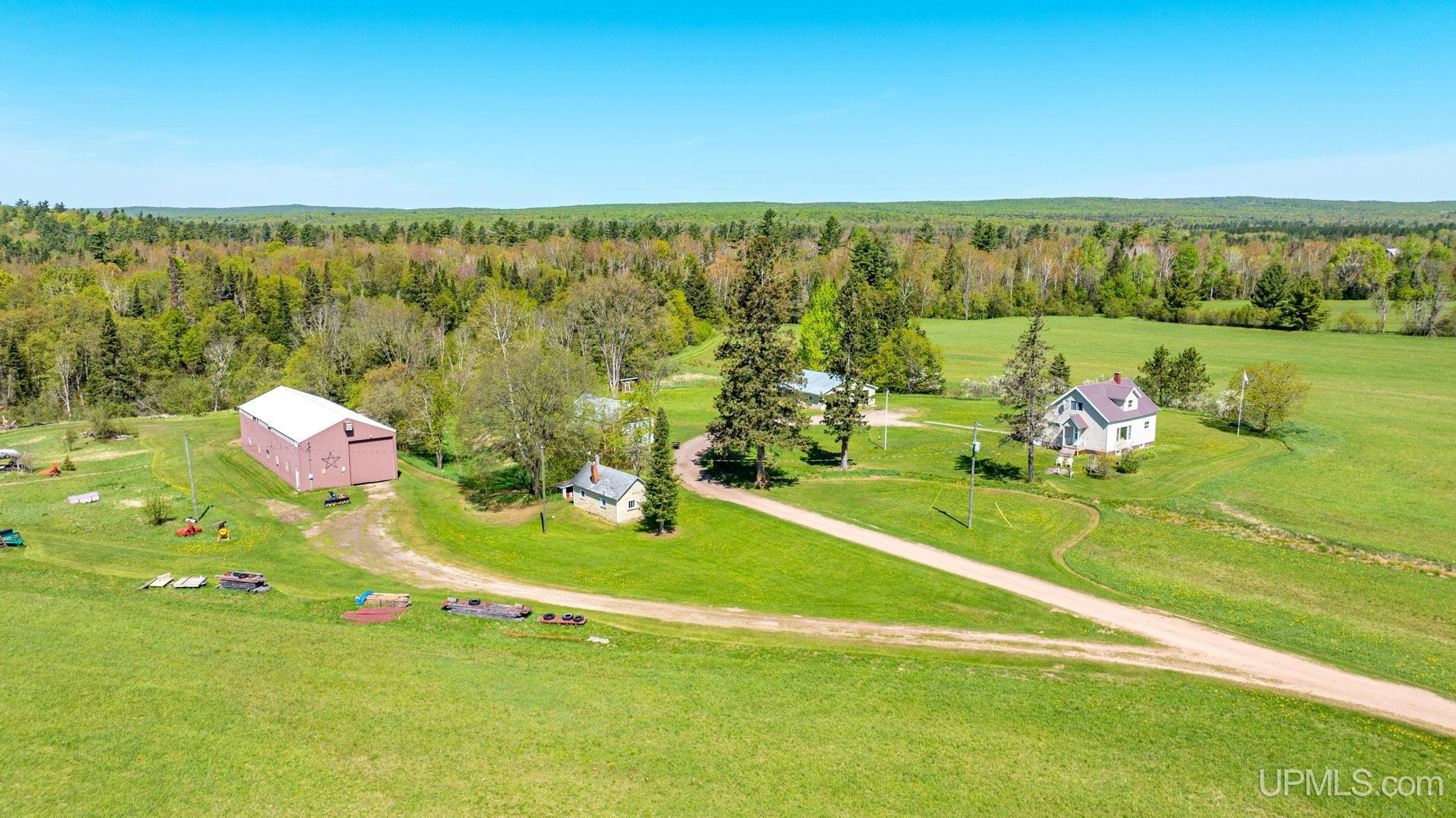 36841 River Road Property Photo 1