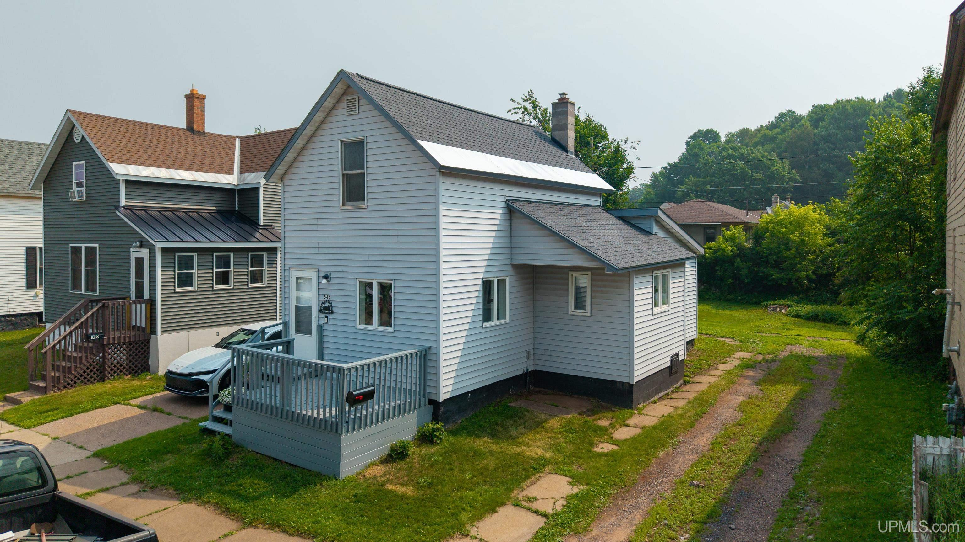 846 N Pine Street Property Photo 1
