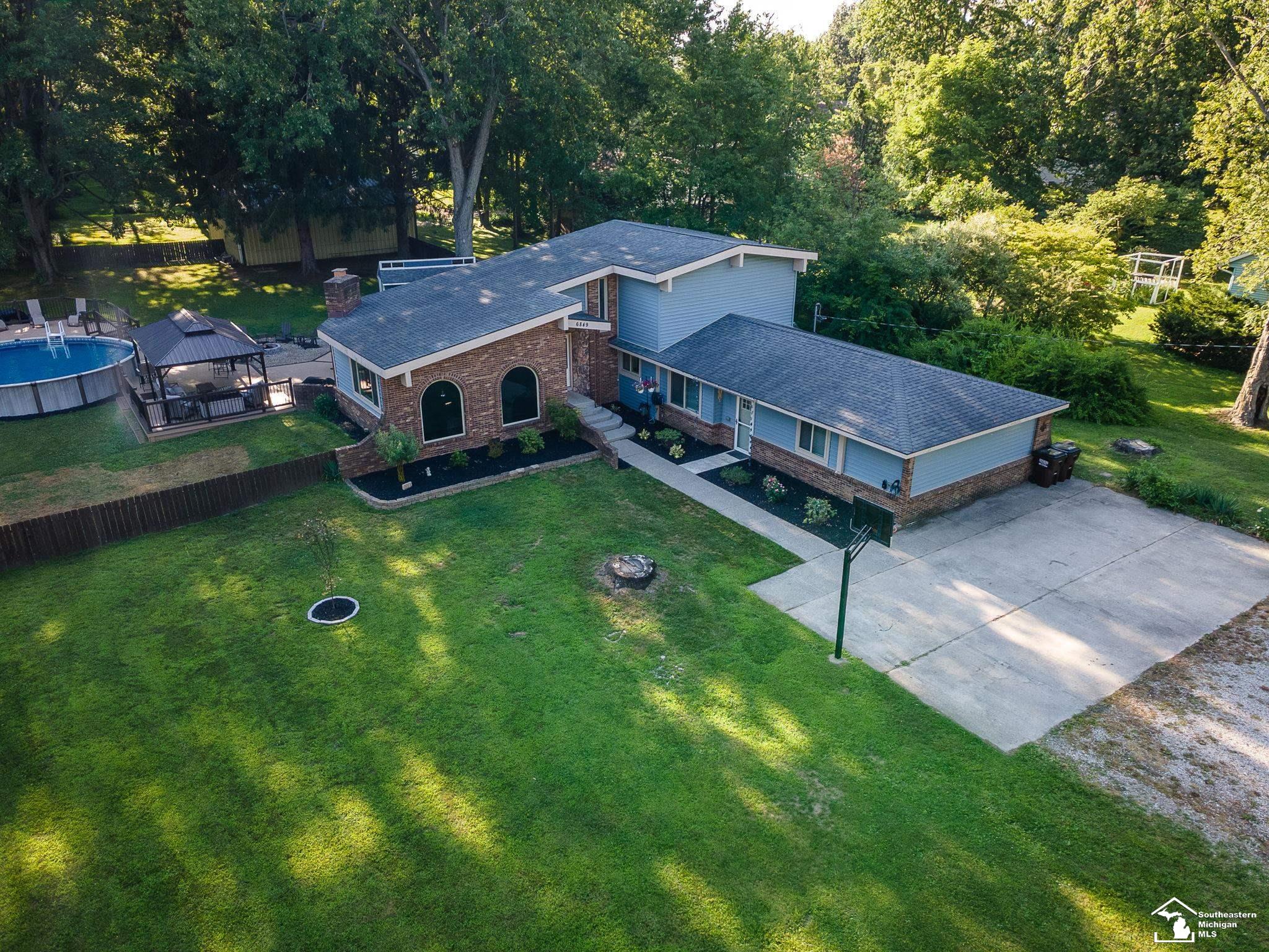 6849 Fortuna Drive Property Photo 1