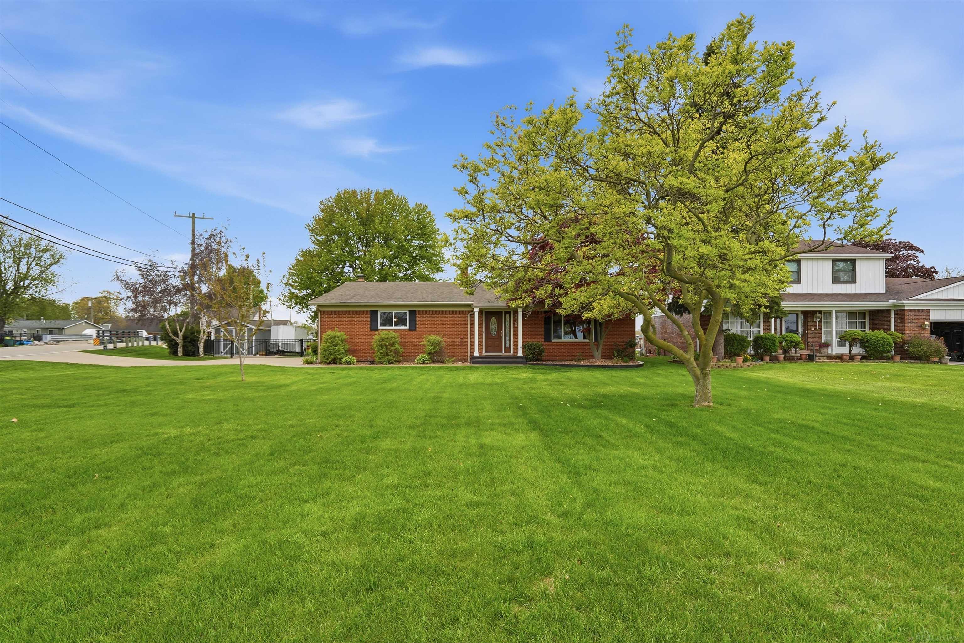 32160 S River Road Property Photo 35
