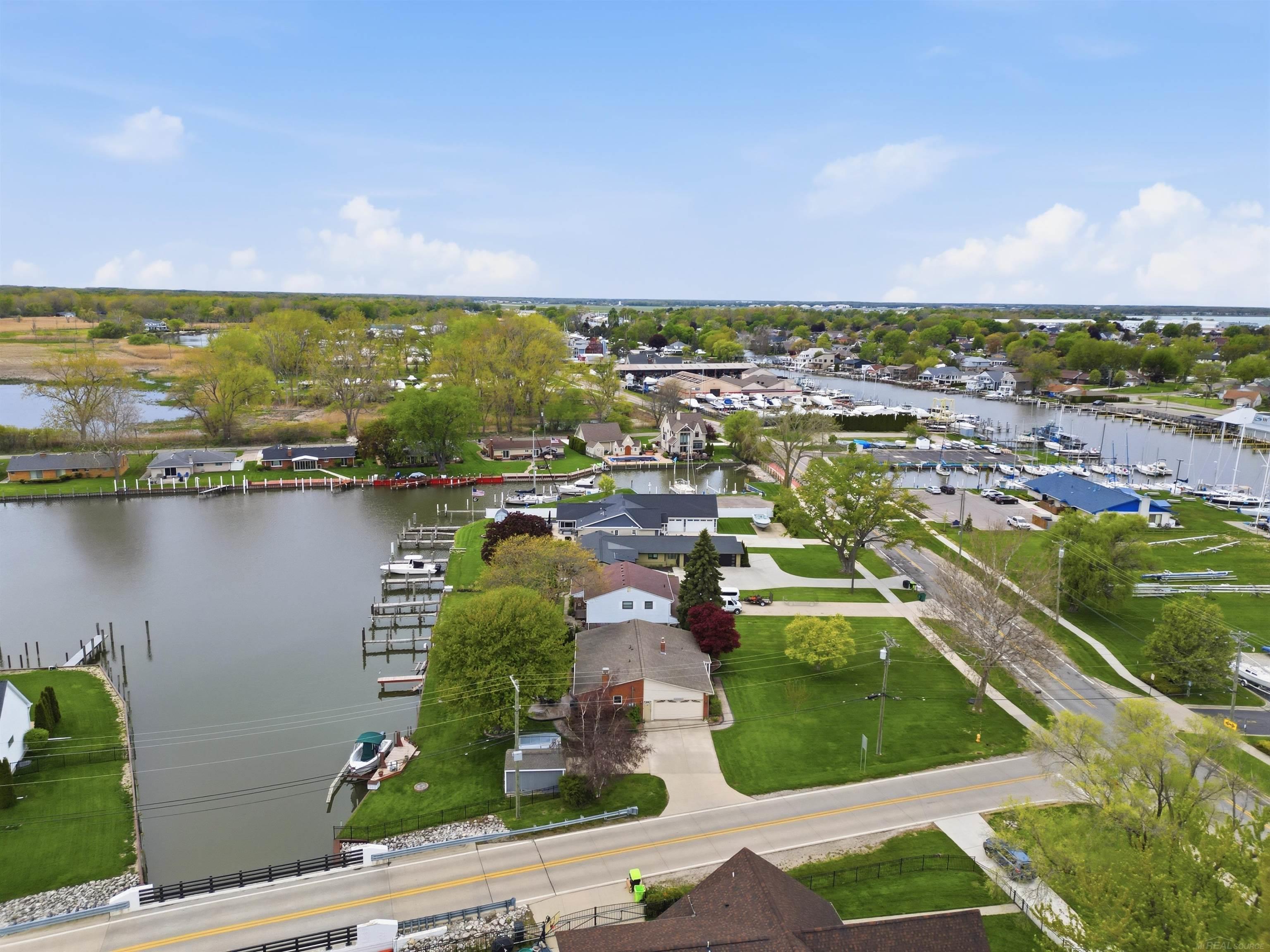32160 S River Road Property Photo 42