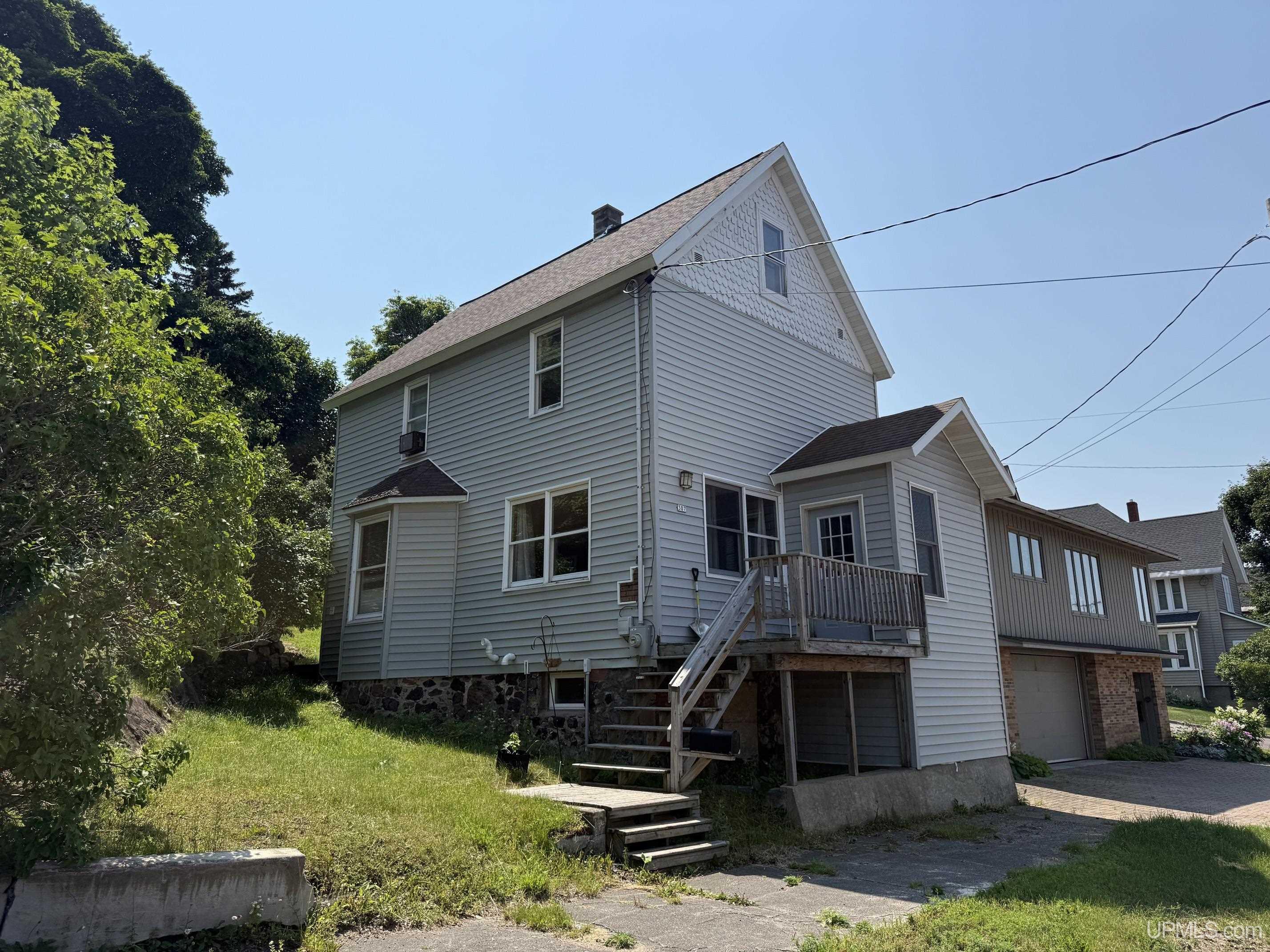 307 Houghton Avenue Property Photo 1