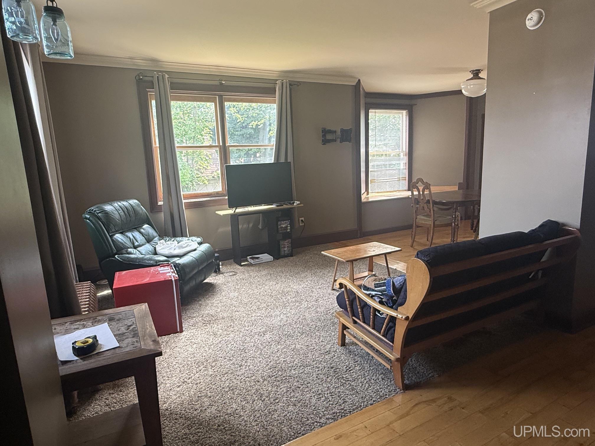 307 Houghton Avenue Property Photo 8
