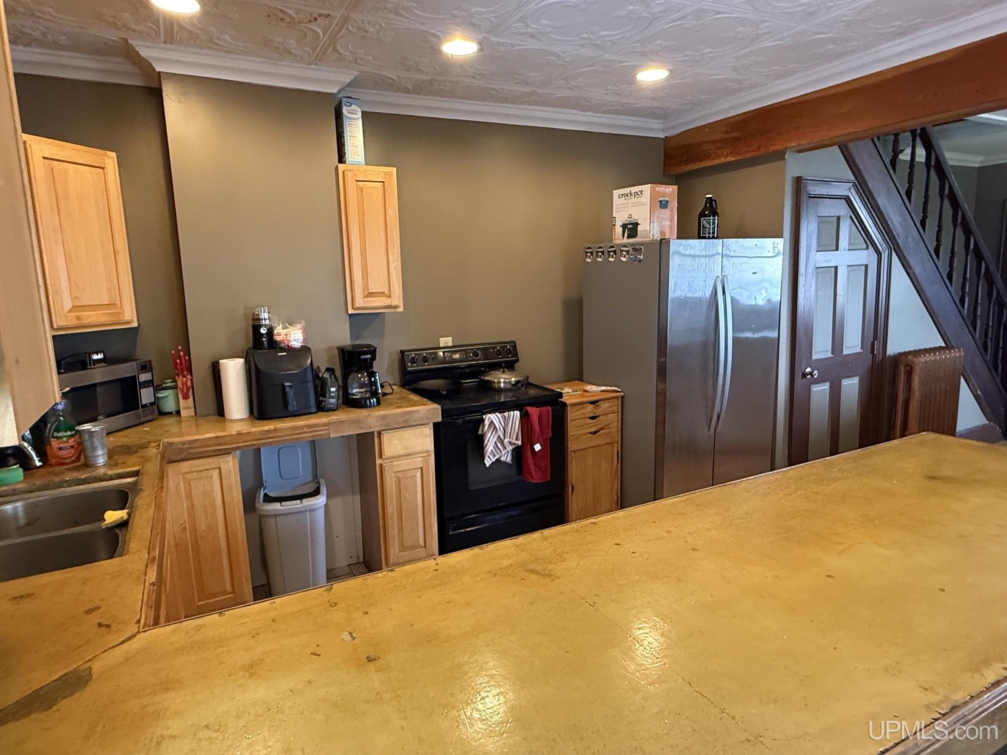 307 Houghton Avenue Property Photo 15