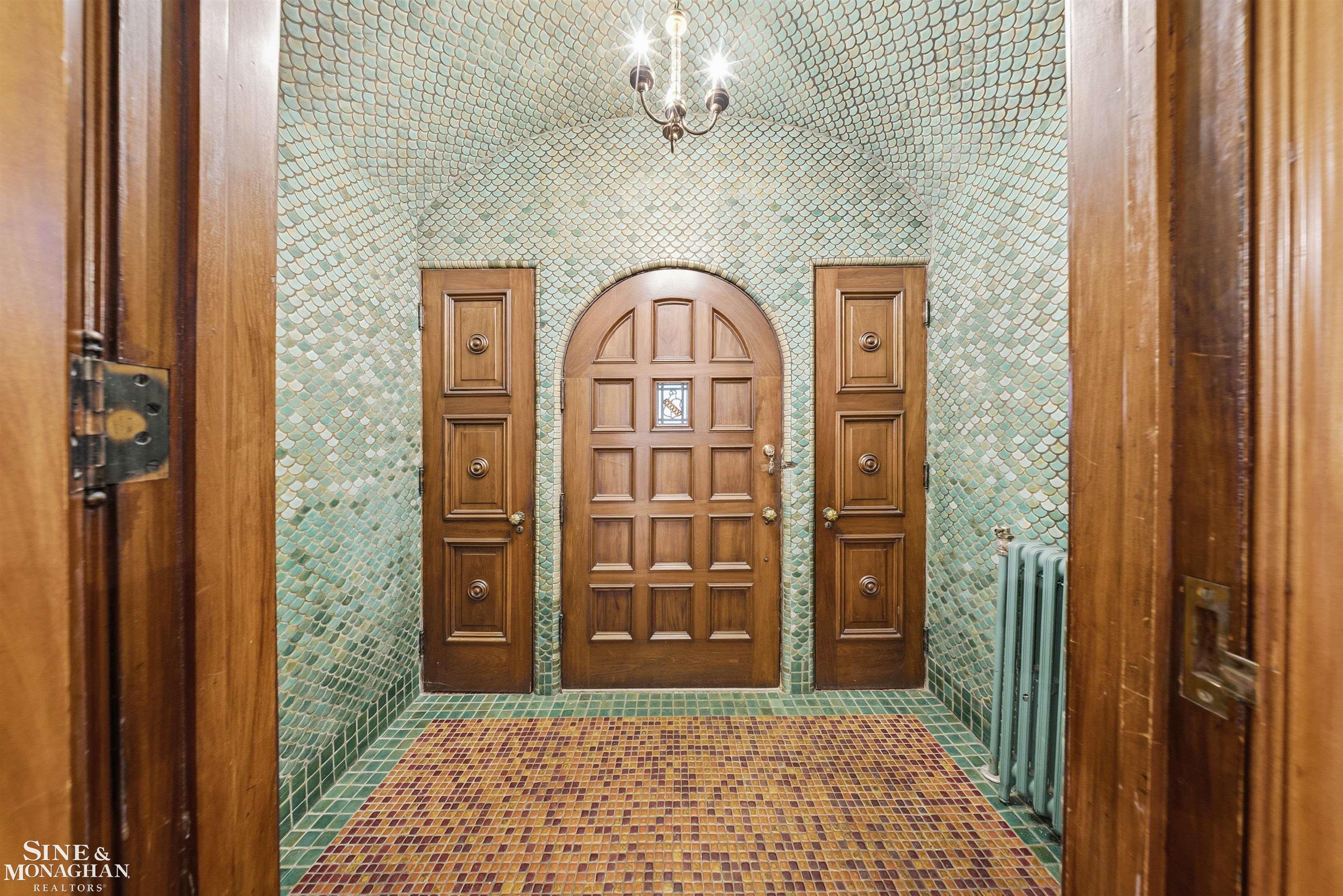 852 Whittier Road Property Photo 4