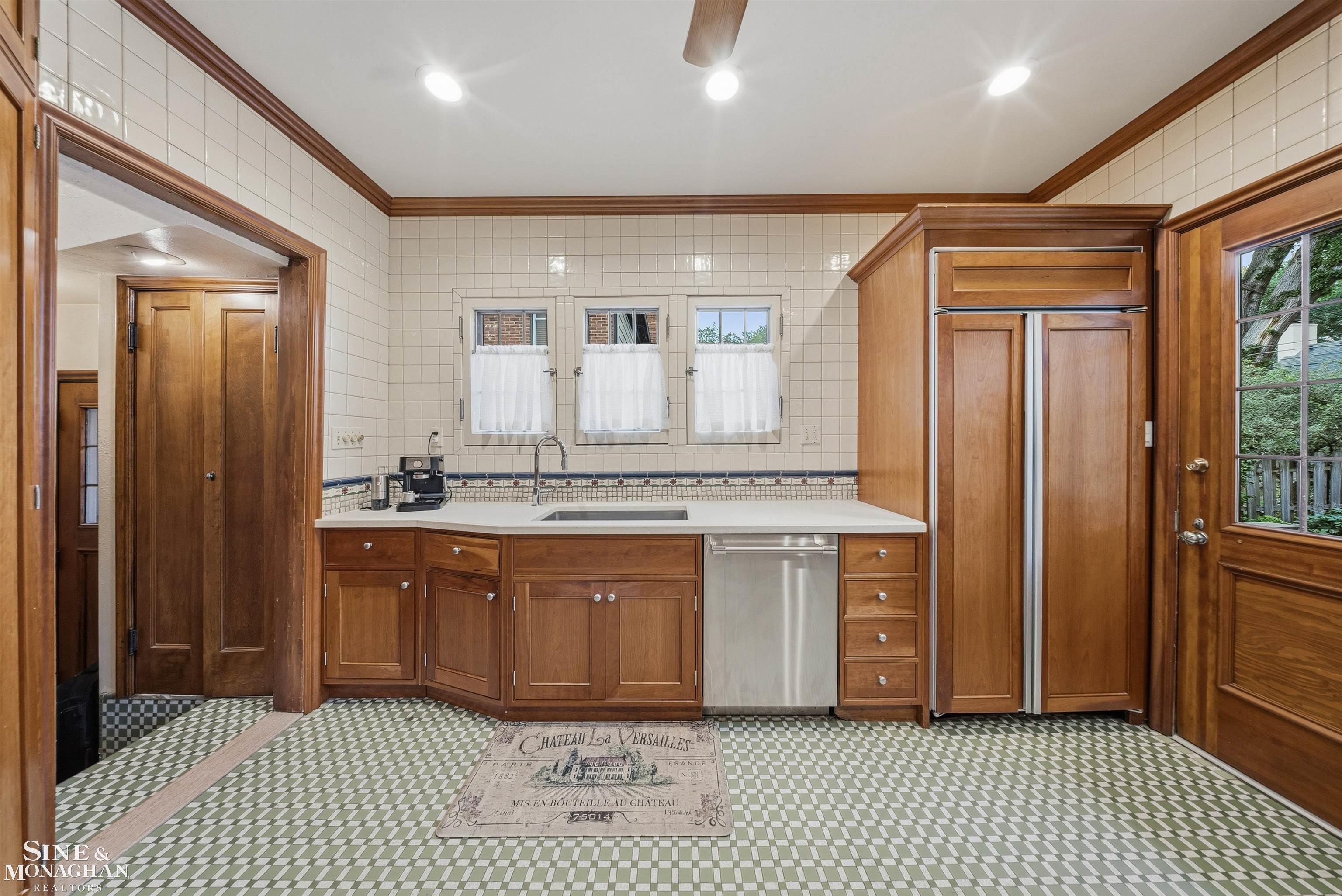 852 Whittier Road Property Photo 27