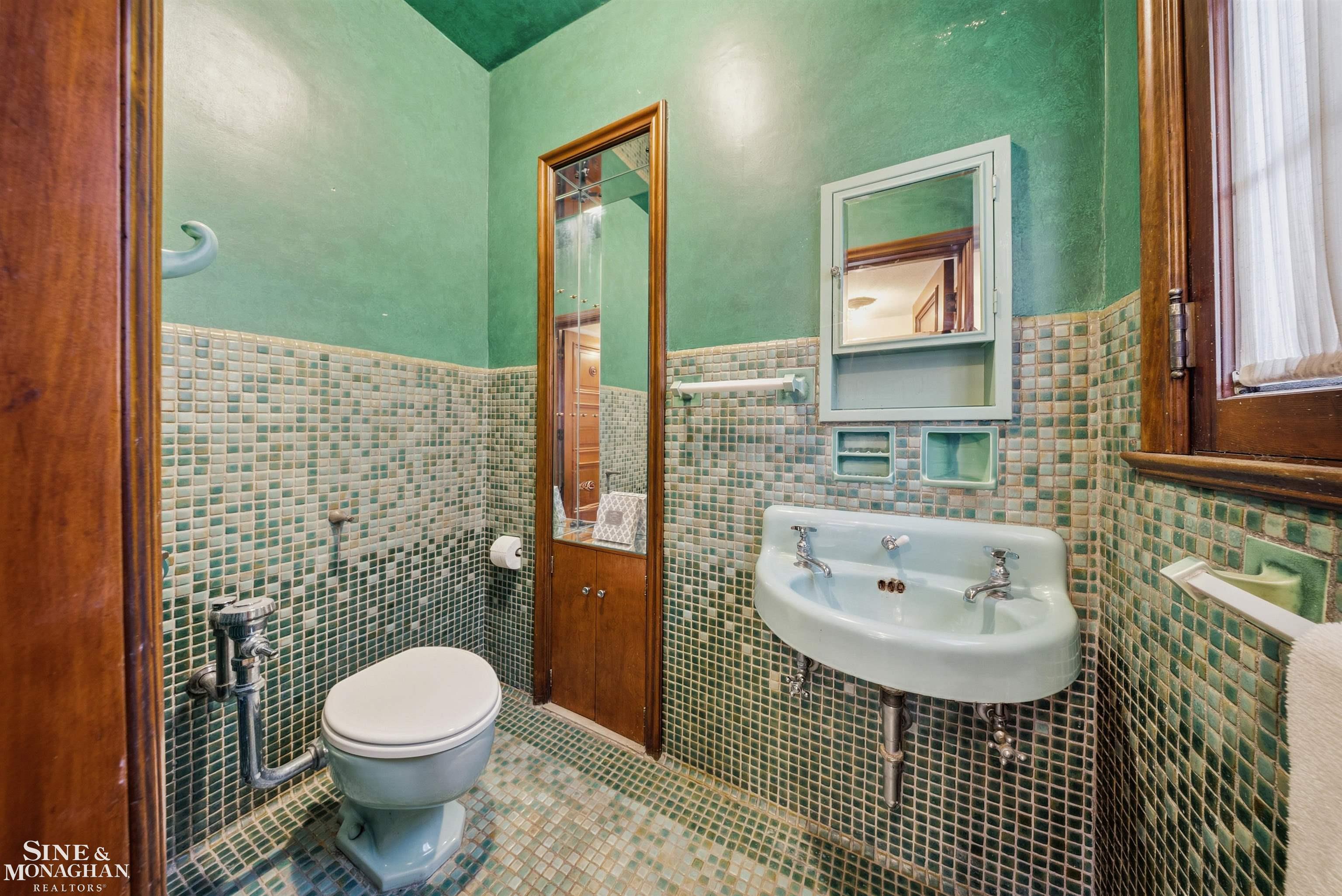 852 Whittier Road Property Photo 29