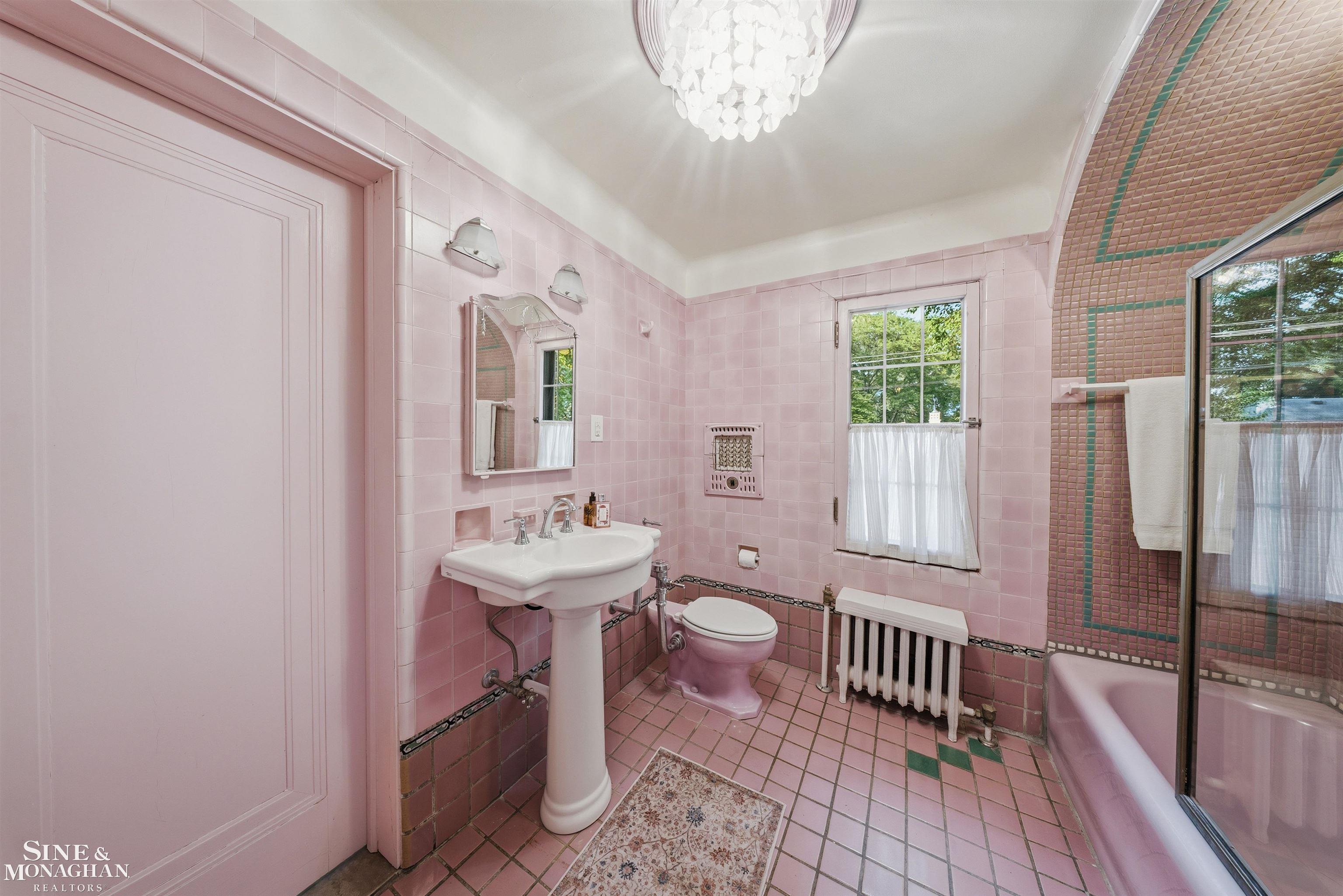 852 Whittier Road Property Photo 42