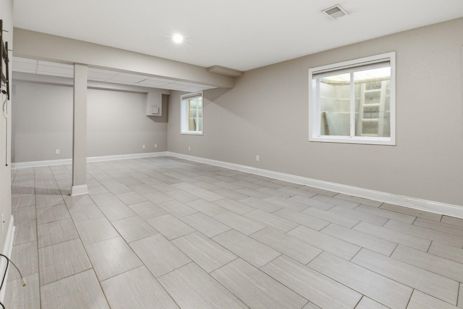2266 Mockingbird Lane Property Photo 43