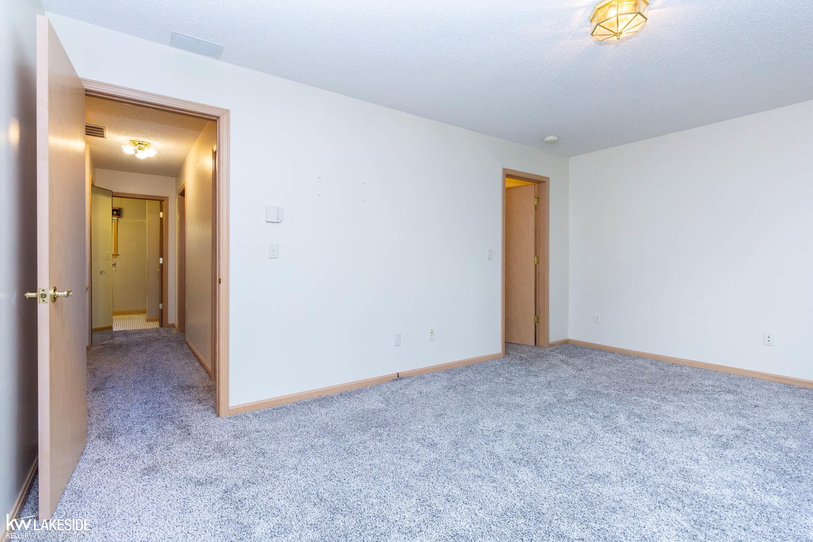 5778 Main St. #2 Street Property Photo 15