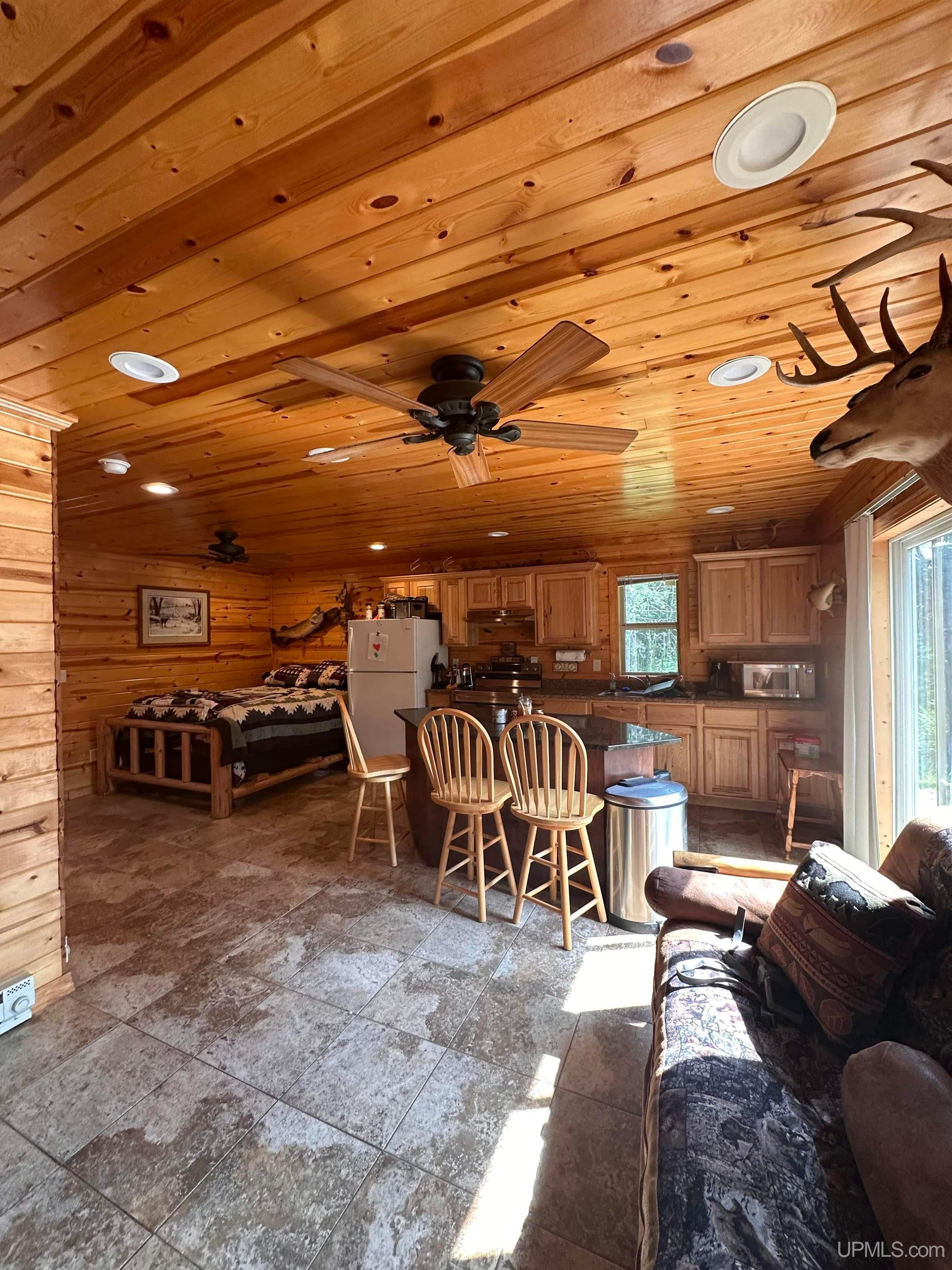 579 Ben Nichols Road Property Photo 6