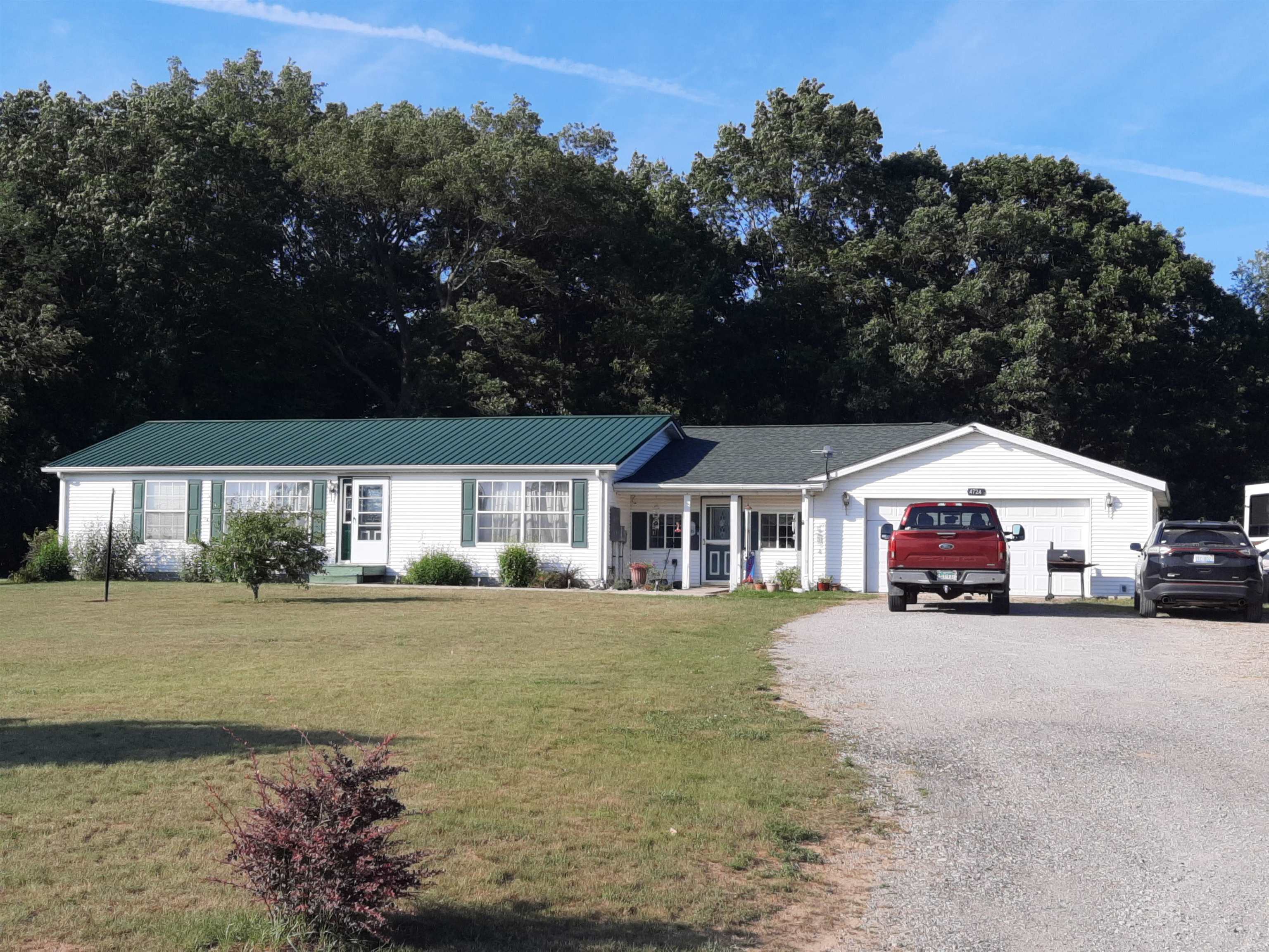 4724 Stone Drive Property Photo 1