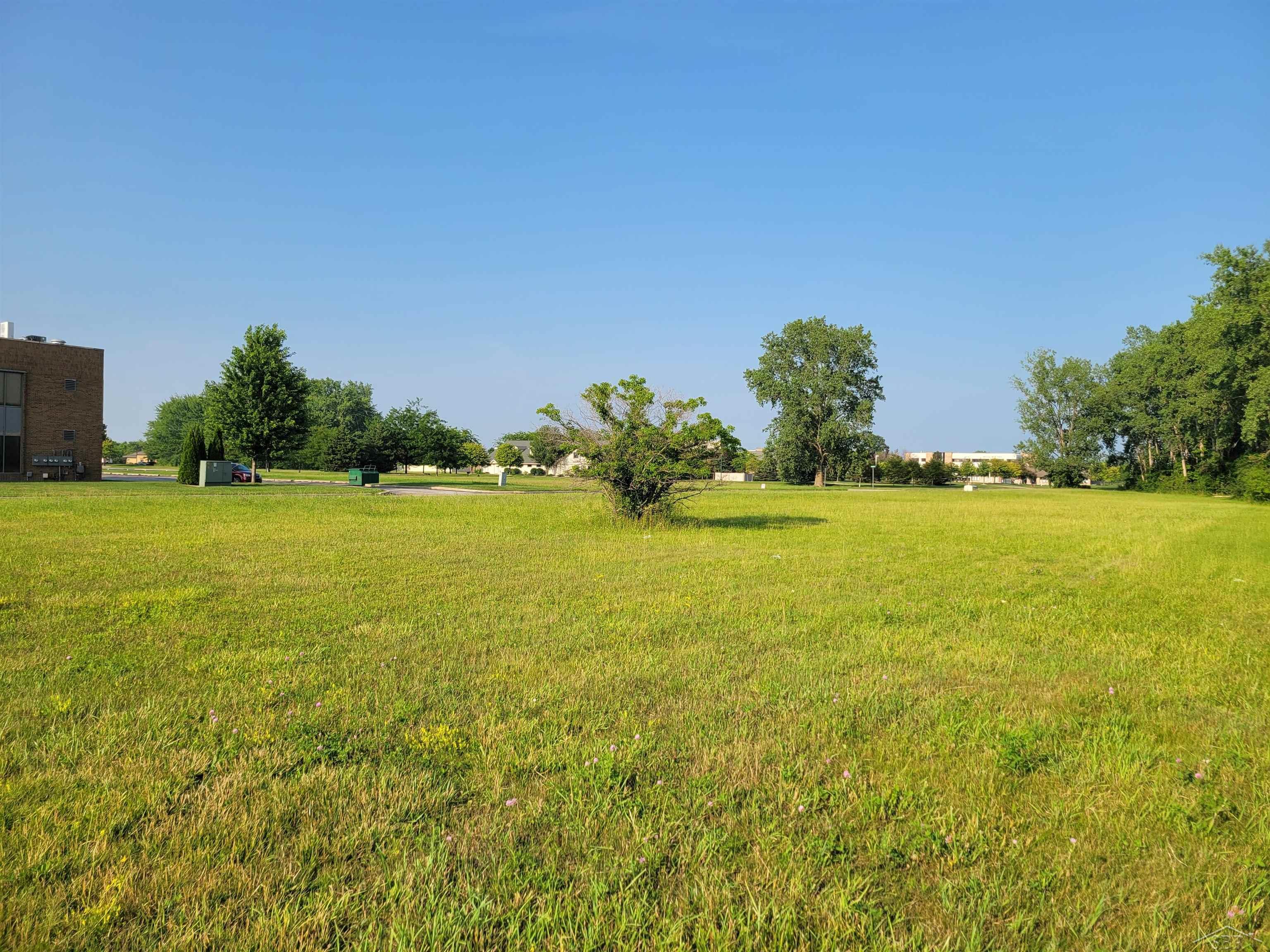 S Mcleod Drive Property Photo 1