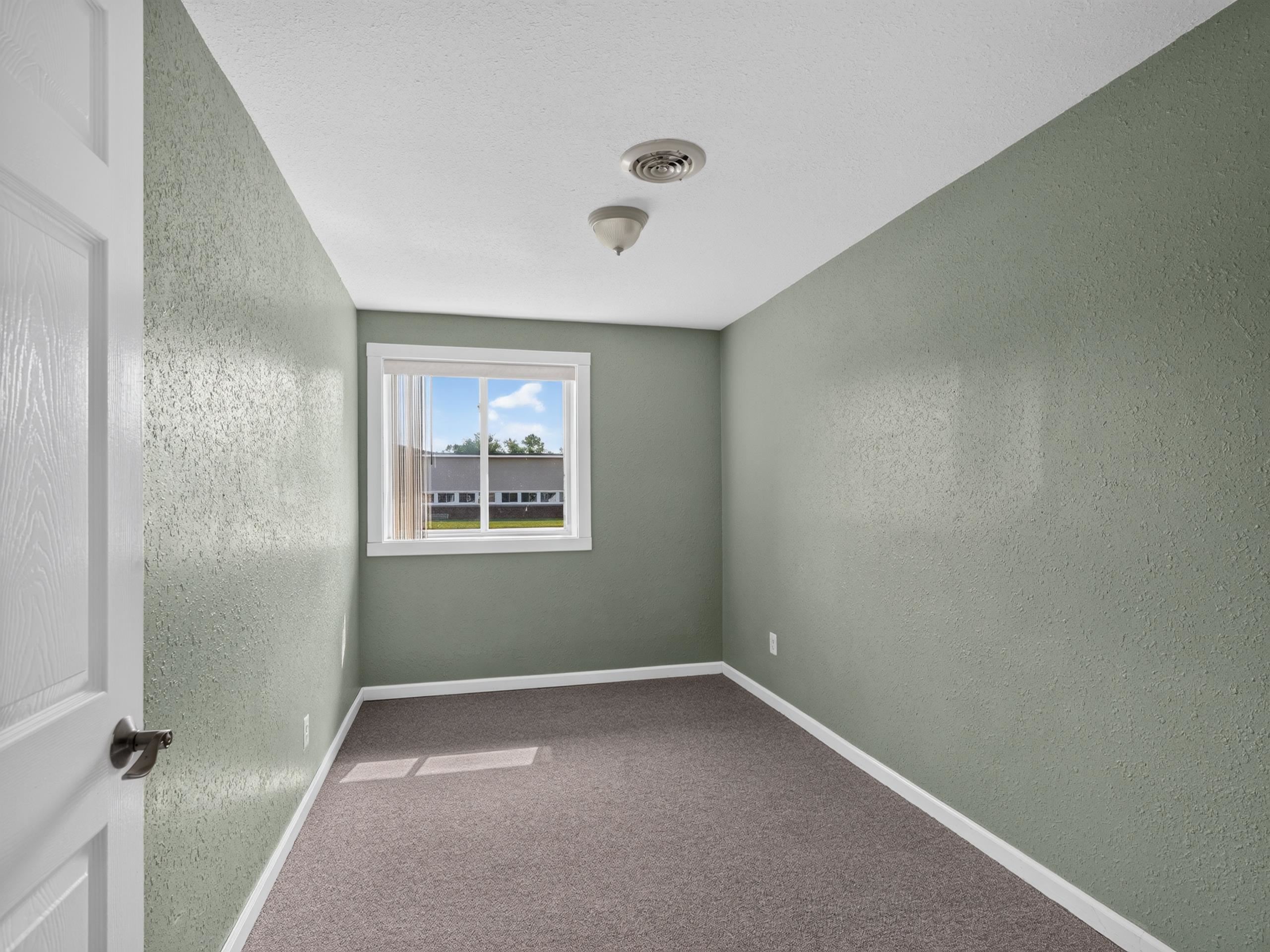200 S 4th Street Property Photo 21