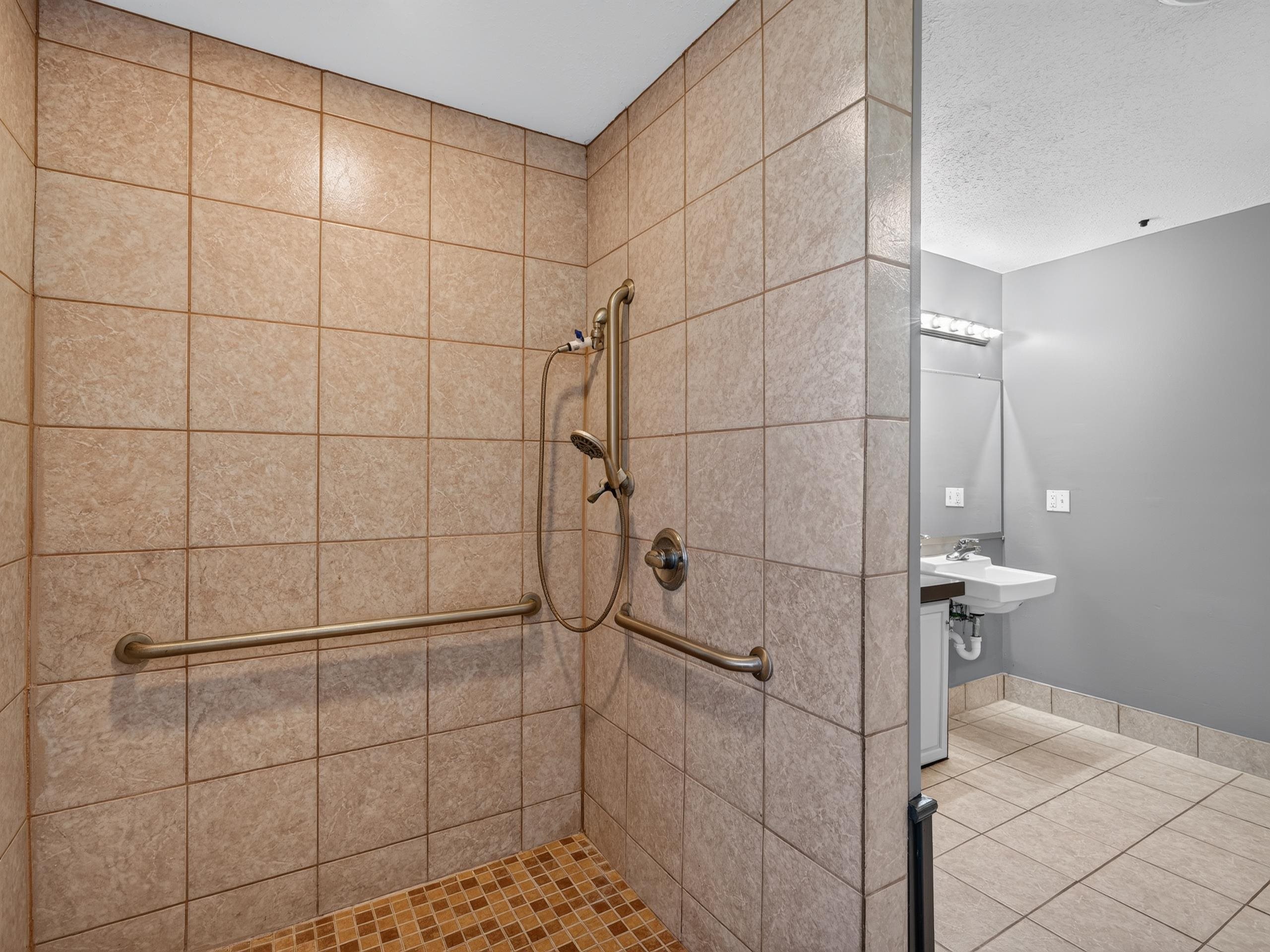 200 S 4th Street Property Photo 23
