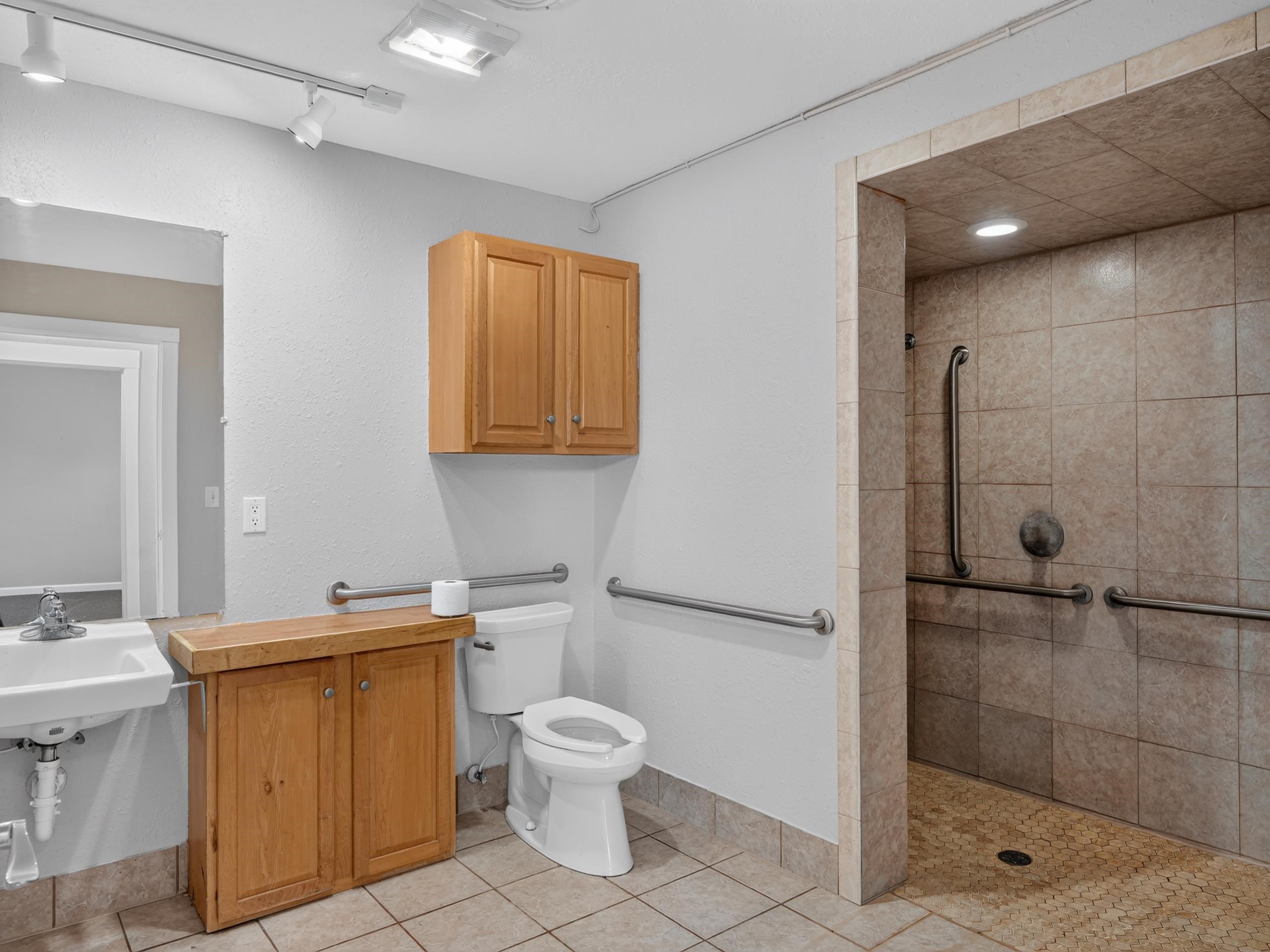 200 S 4th Street Property Photo 40