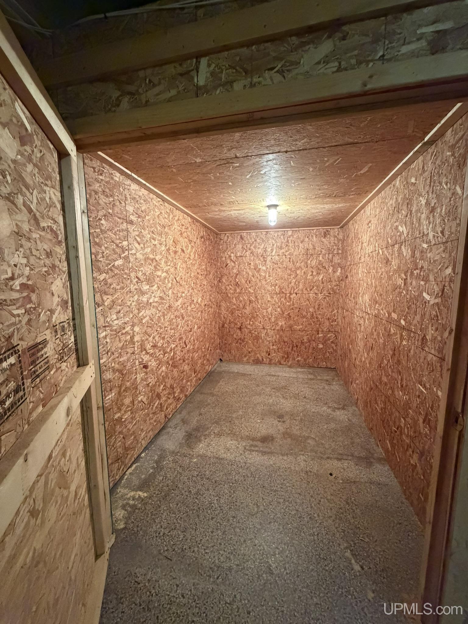 106 Canda Street Property Photo 12