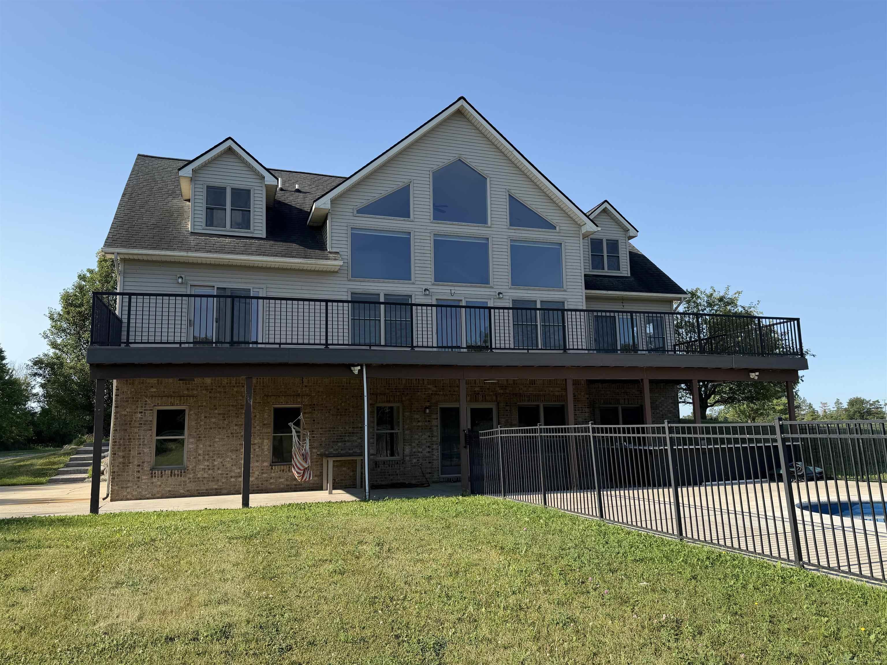 10010 Alpine Road Property Photo 4