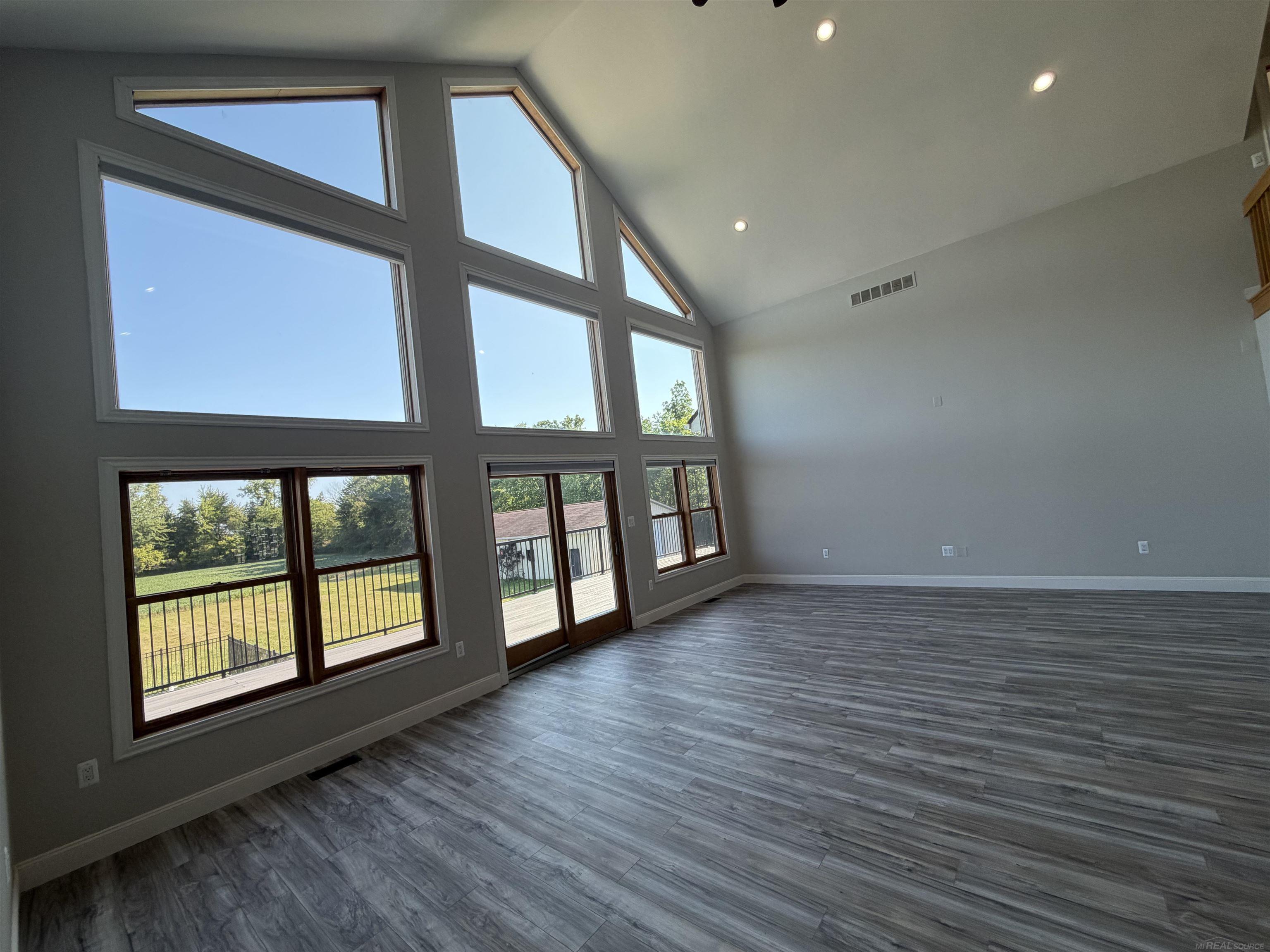 10010 Alpine Road Property Photo 25