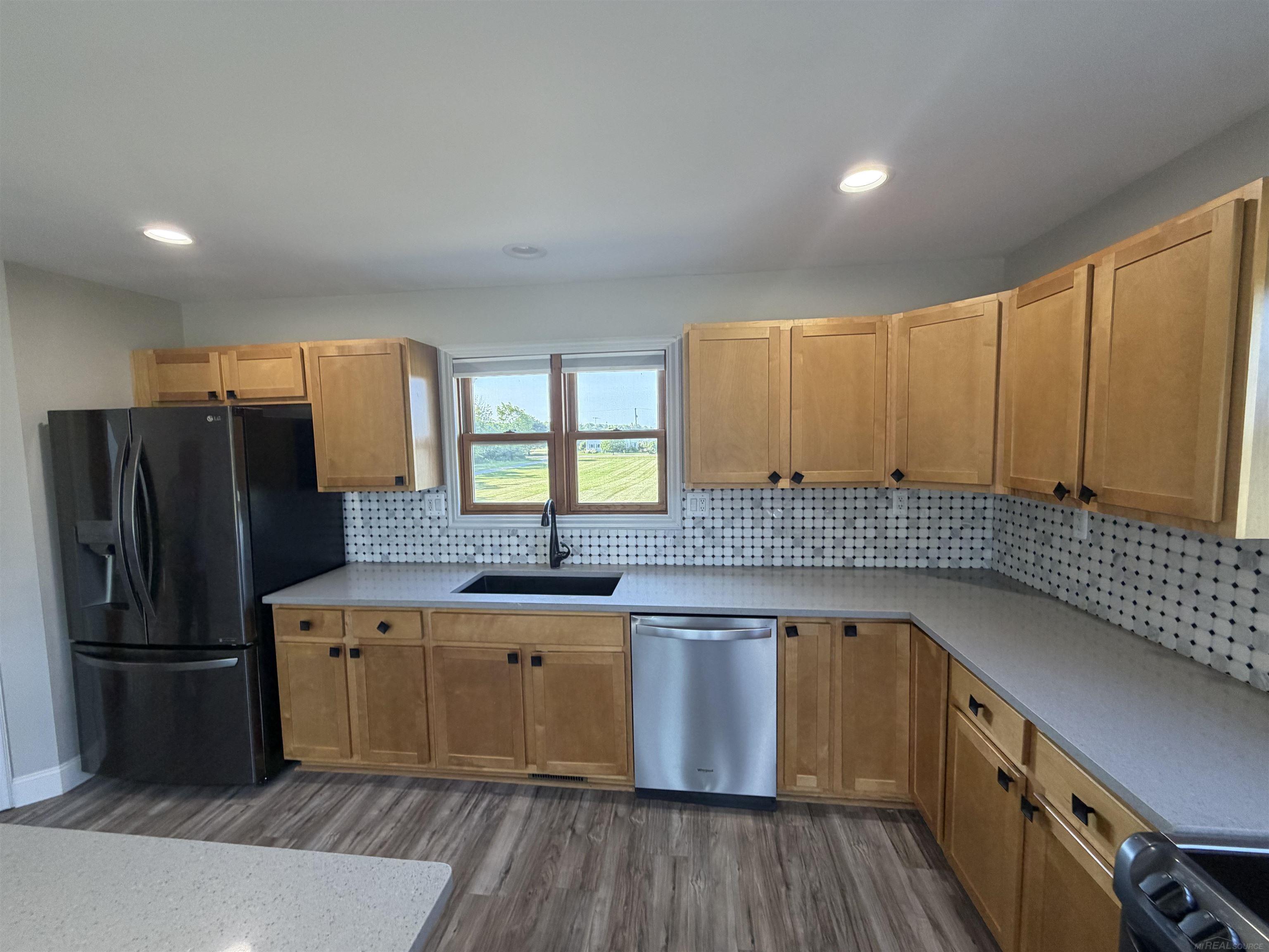 10010 Alpine Road Property Photo 27