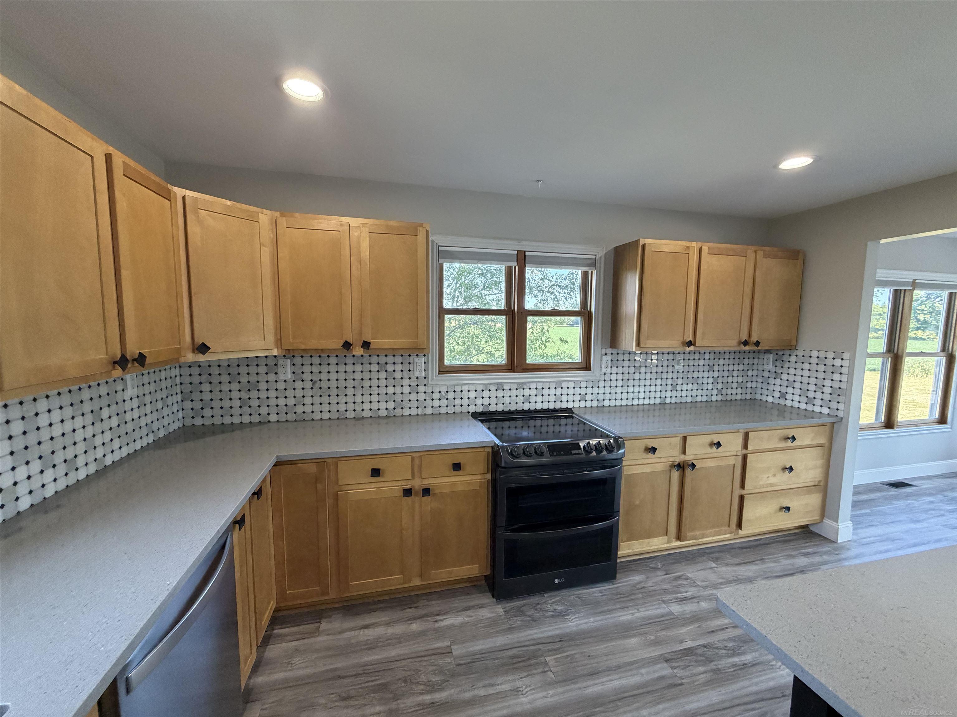 10010 Alpine Road Property Photo 28