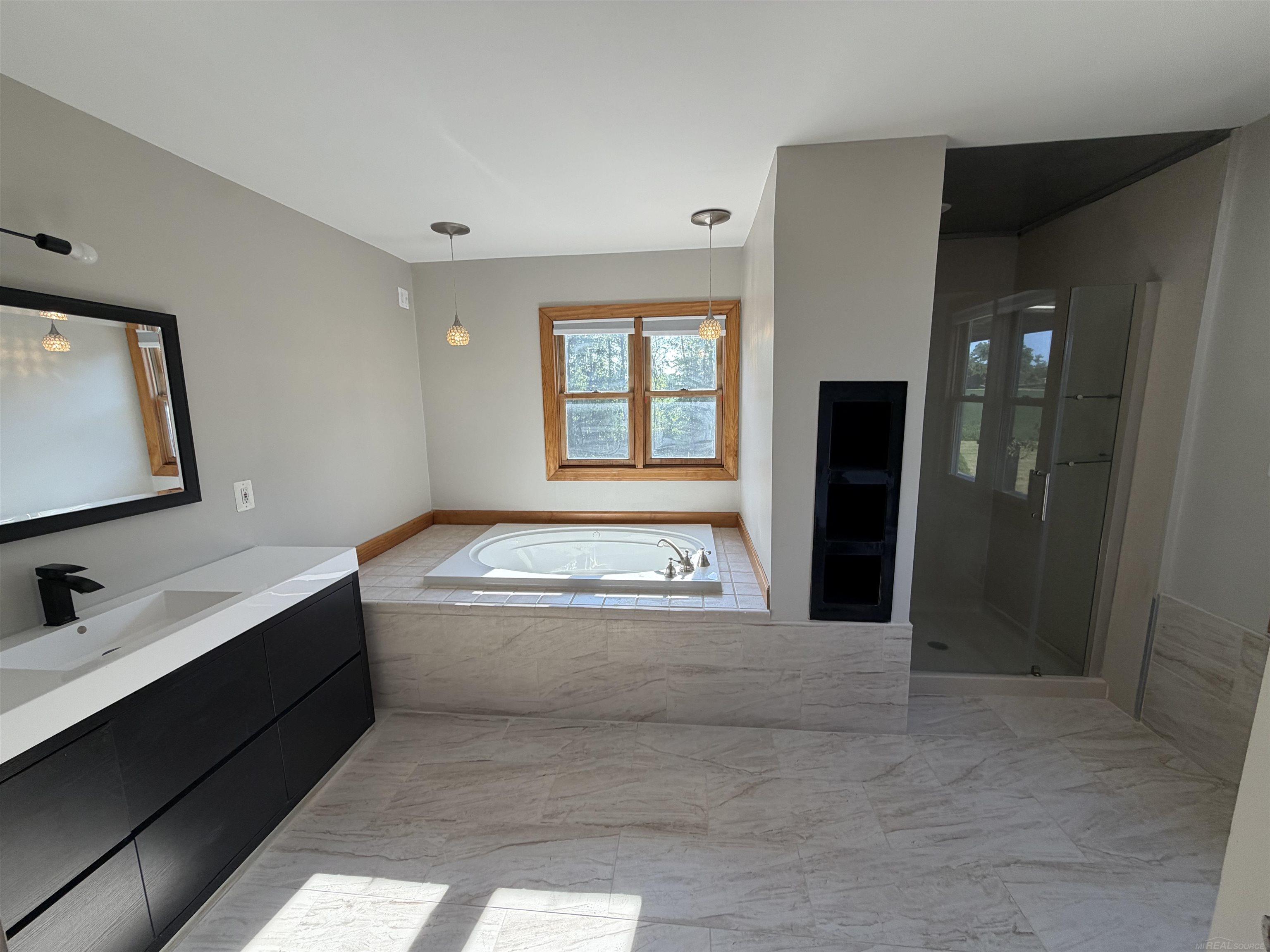 10010 Alpine Road Property Photo 32