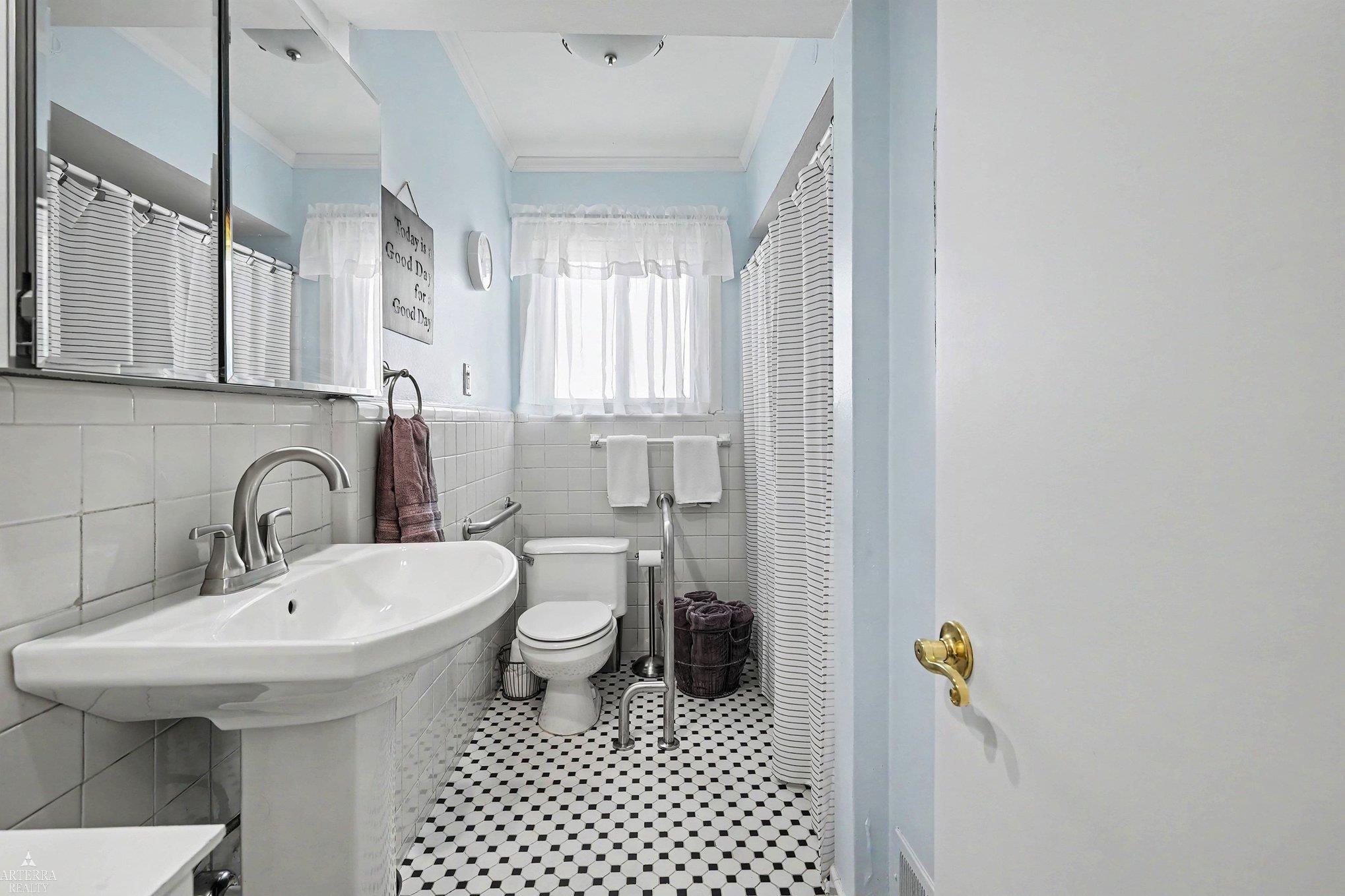 11209 Erdmann Road Property Photo 16