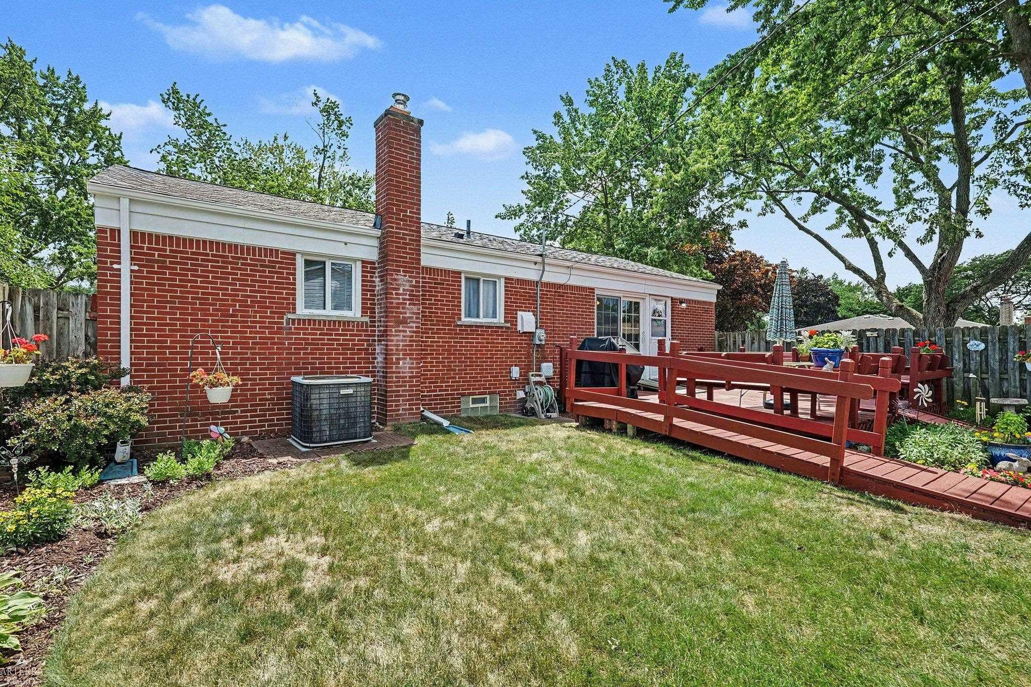 11209 Erdmann Road Property Photo 22