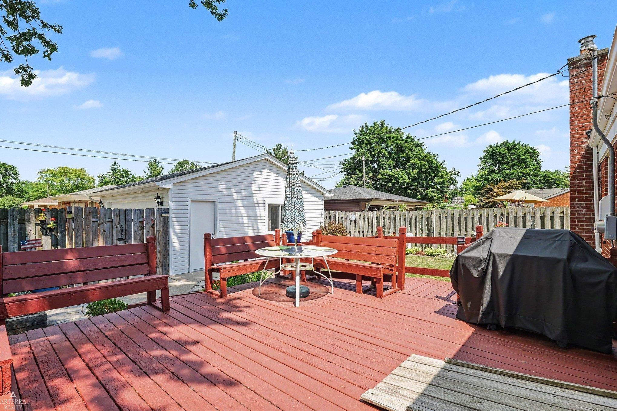 11209 Erdmann Road Property Photo 23