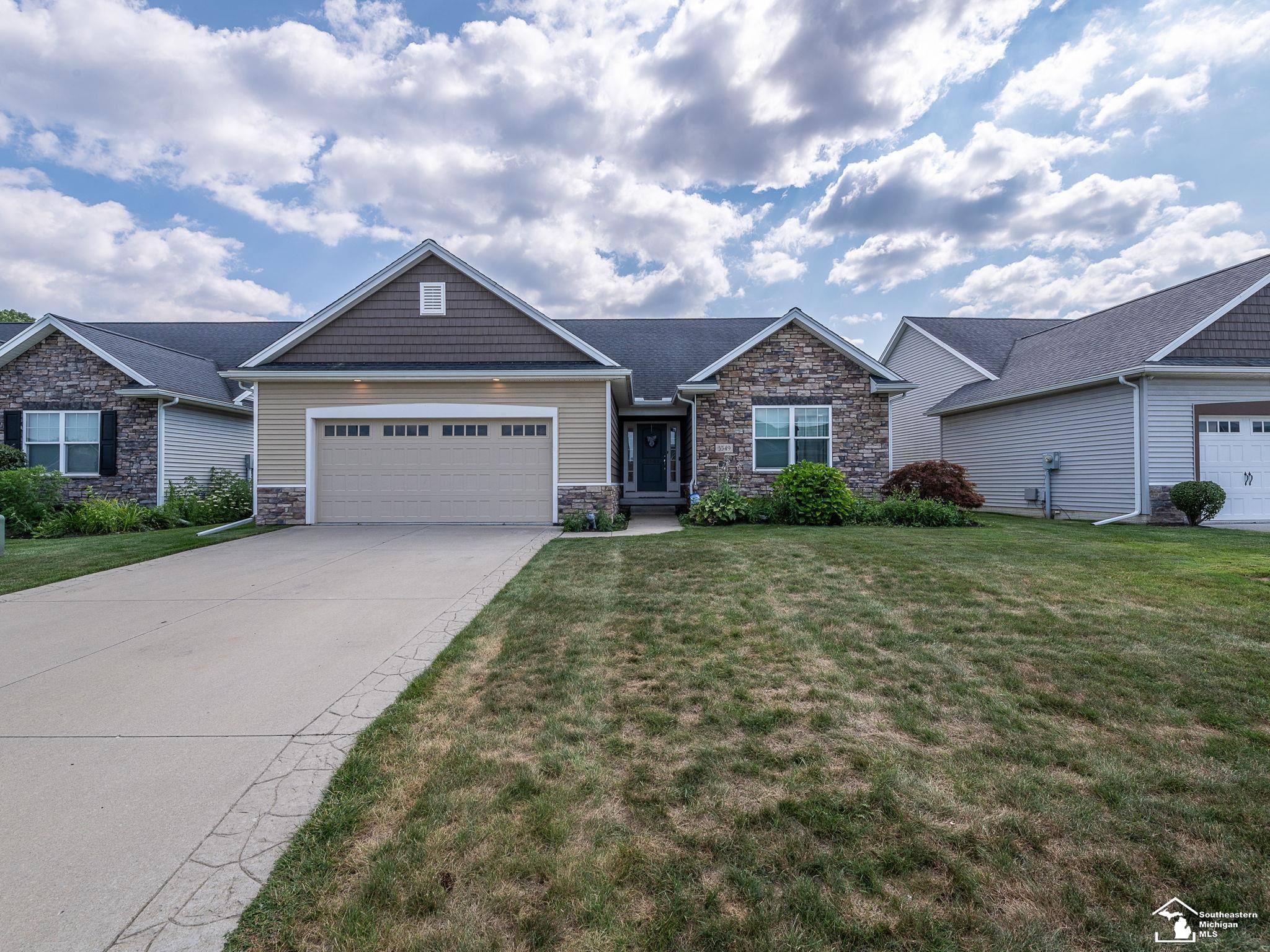 3549 Summer Breeze Drive Property Photo 1