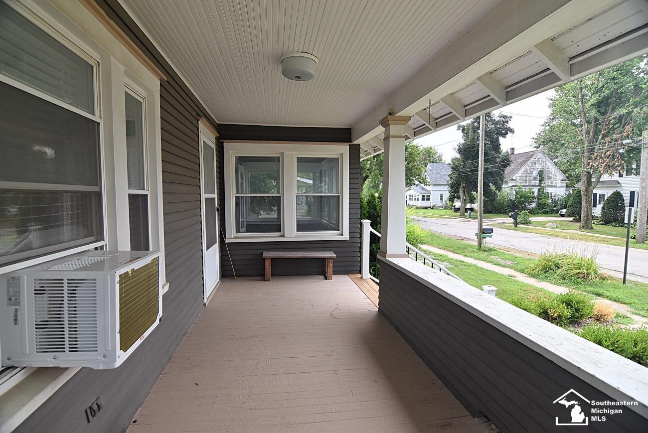 174 College Avenue Property Photo 7
