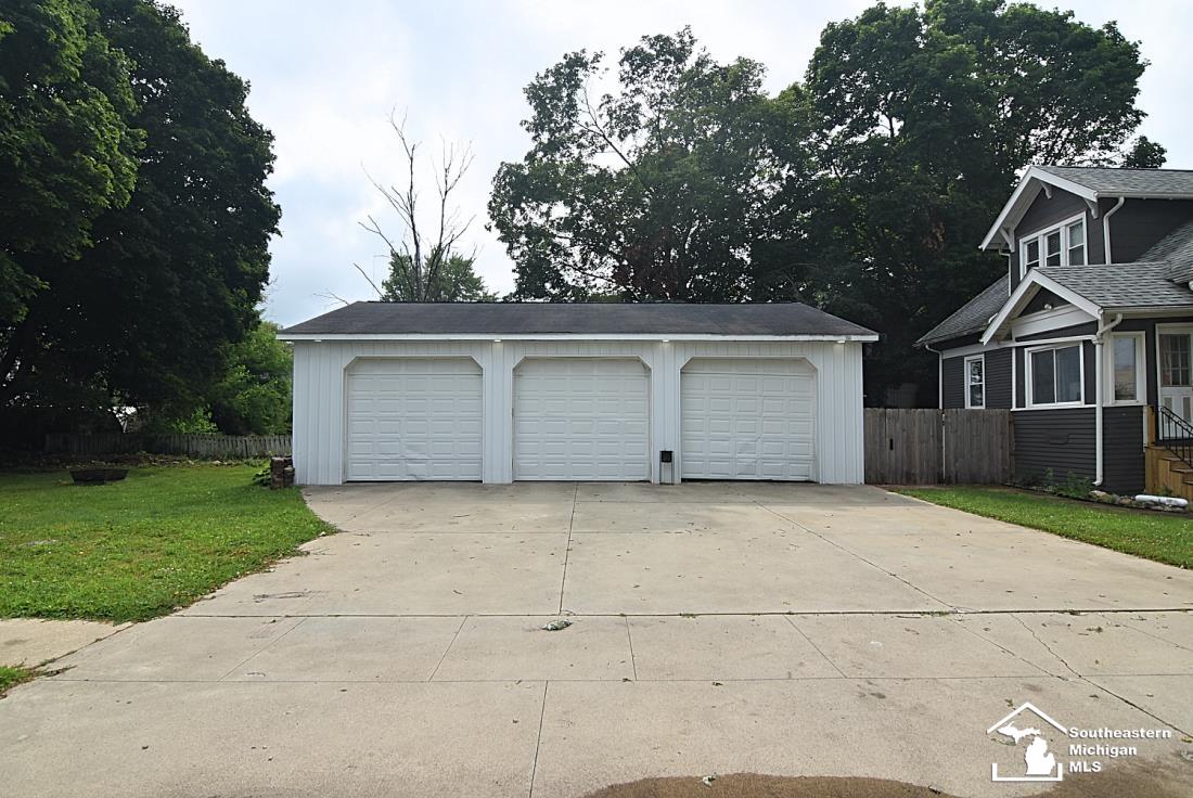 174 College Avenue Property Photo 12