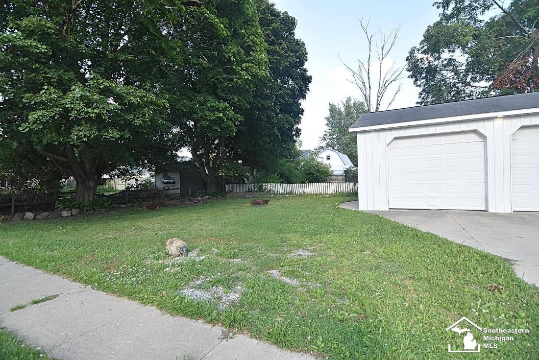 174 College Avenue Property Photo 13