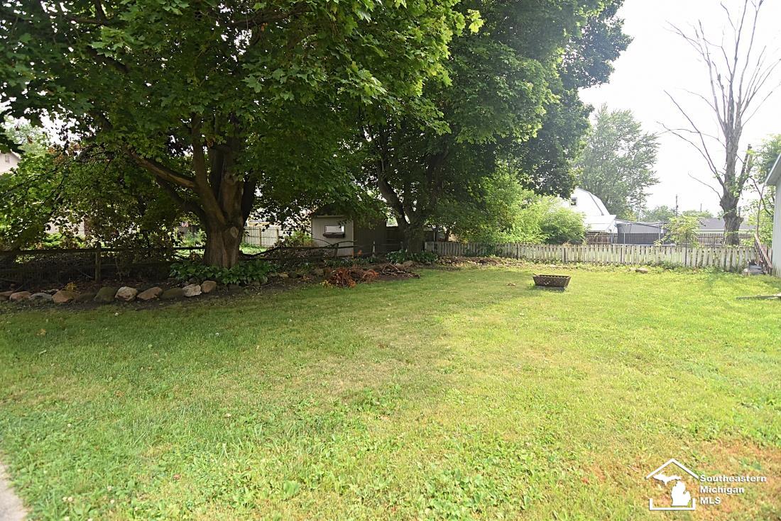 174 College Avenue Property Photo 14