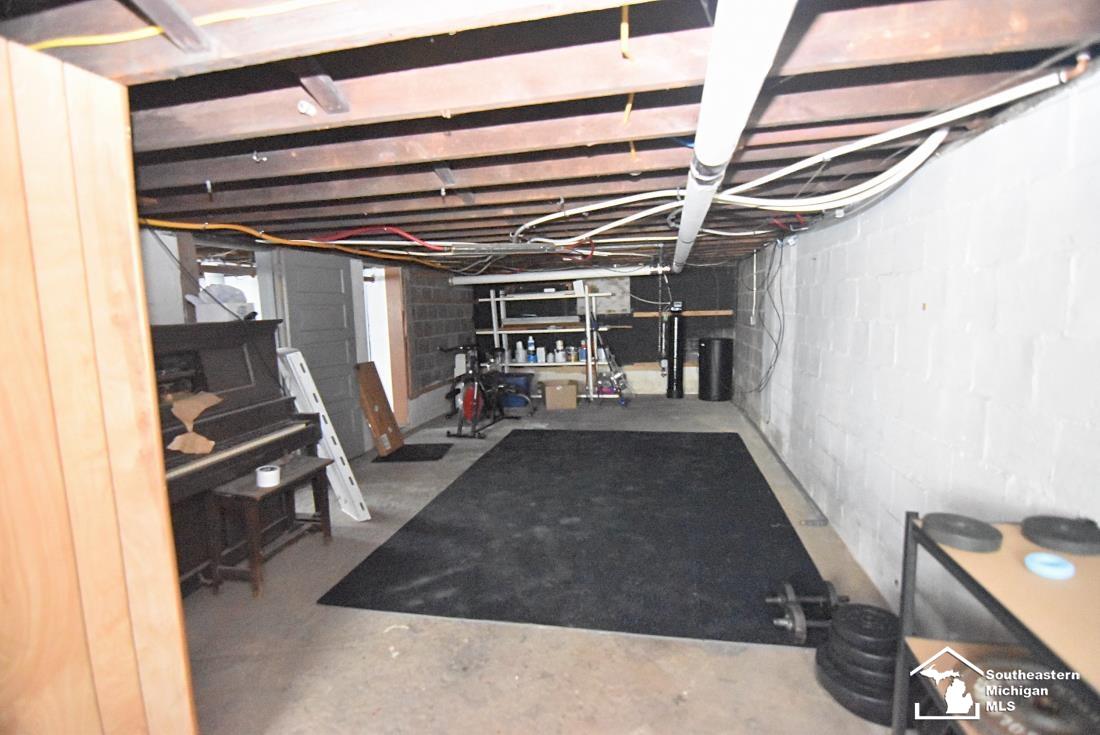 174 College Avenue Property Photo 48