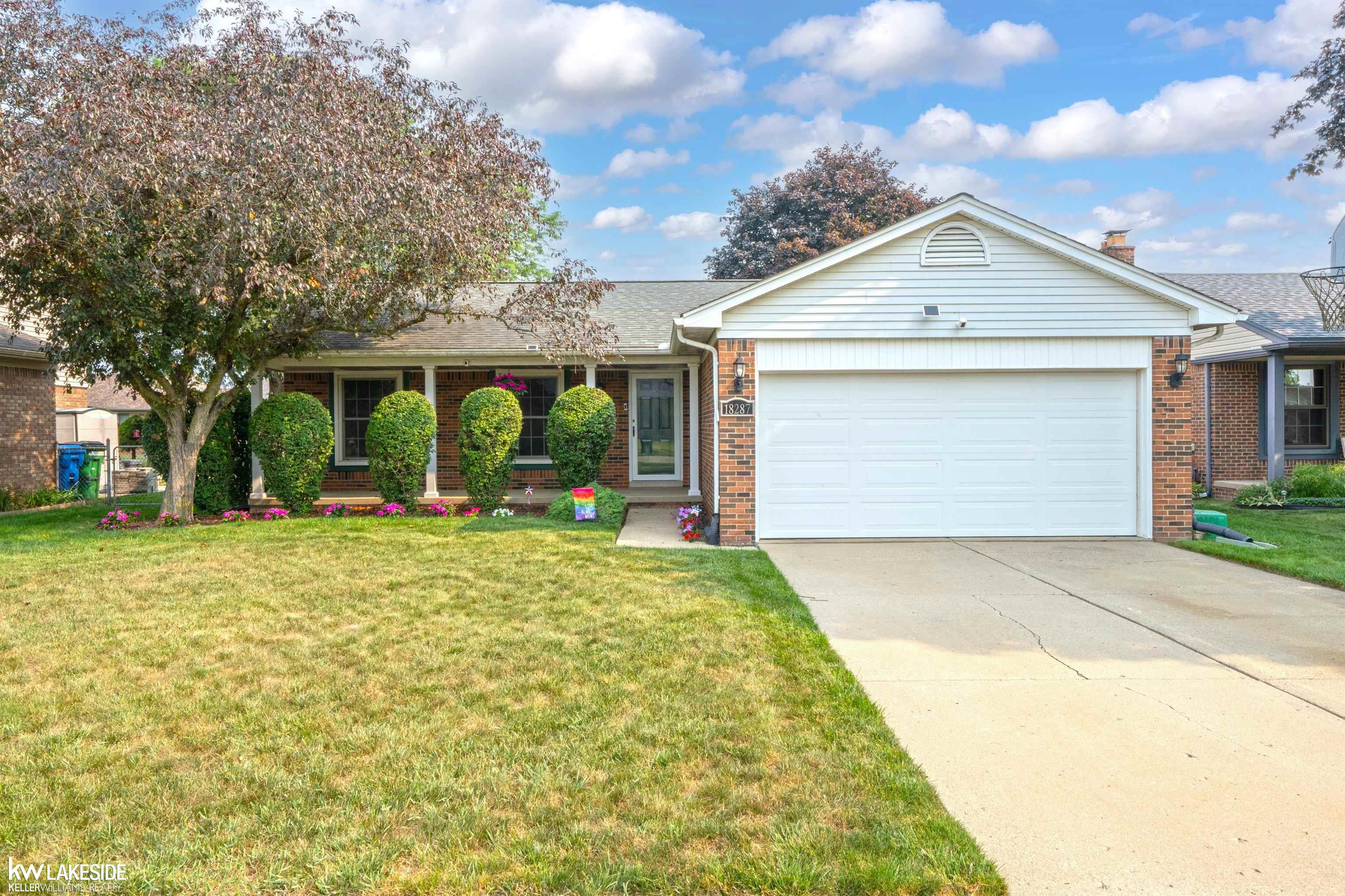 18287 Red Oaks Drive Property Photo 1