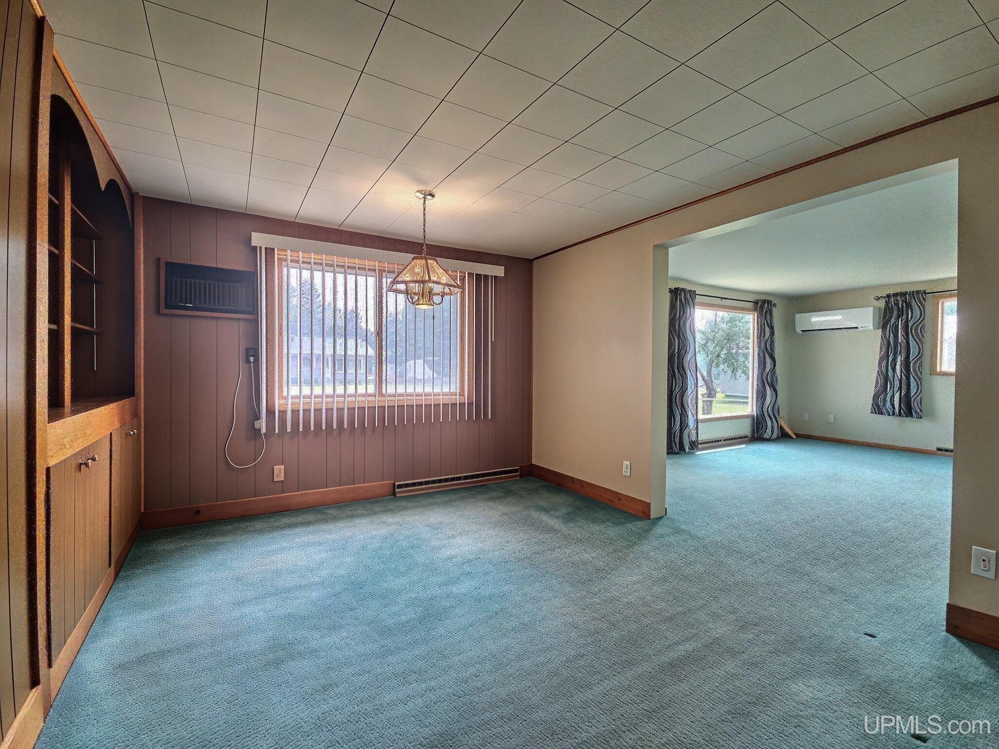 207 Pine Street Property Photo 7