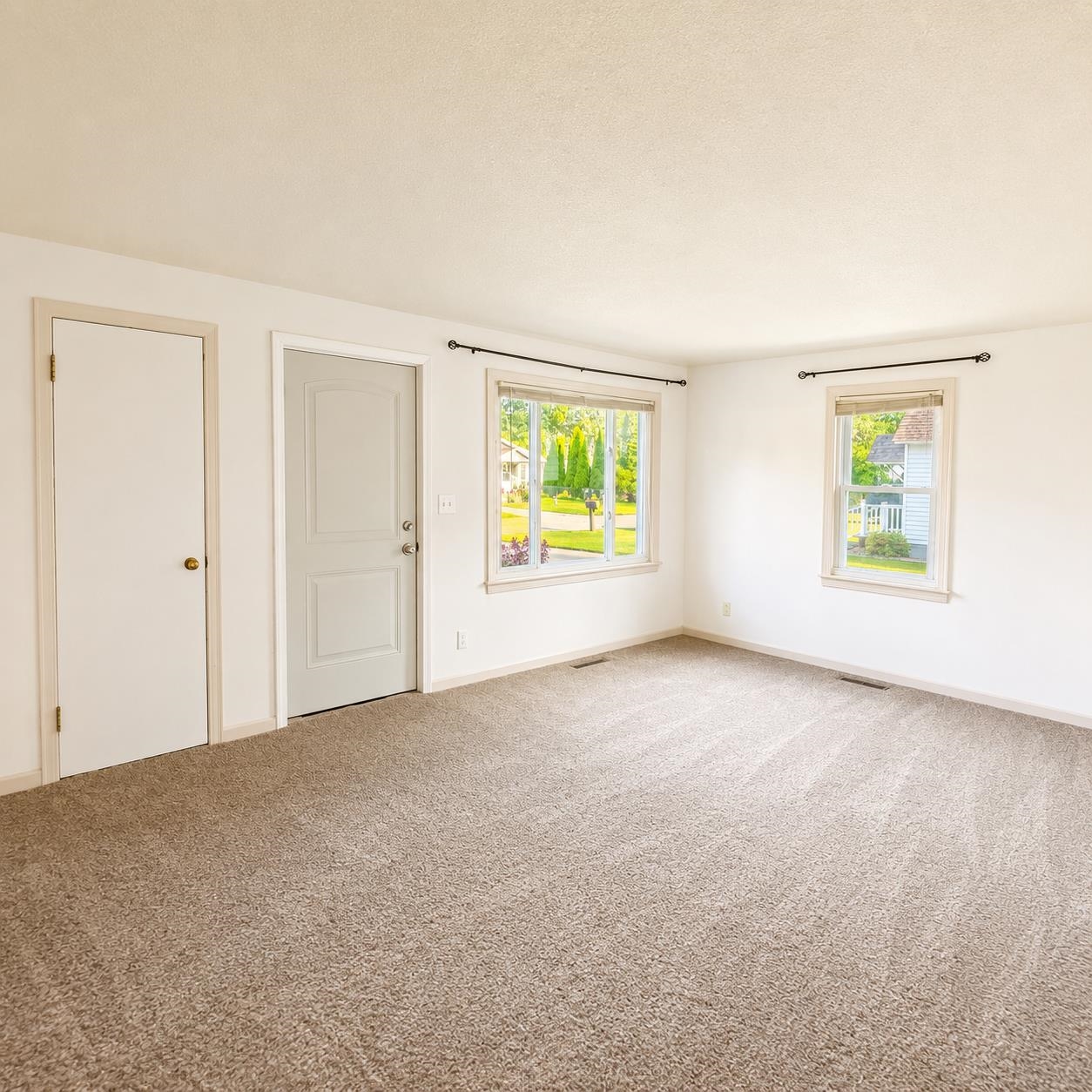 206 Cambridge Street Property Photo 5
