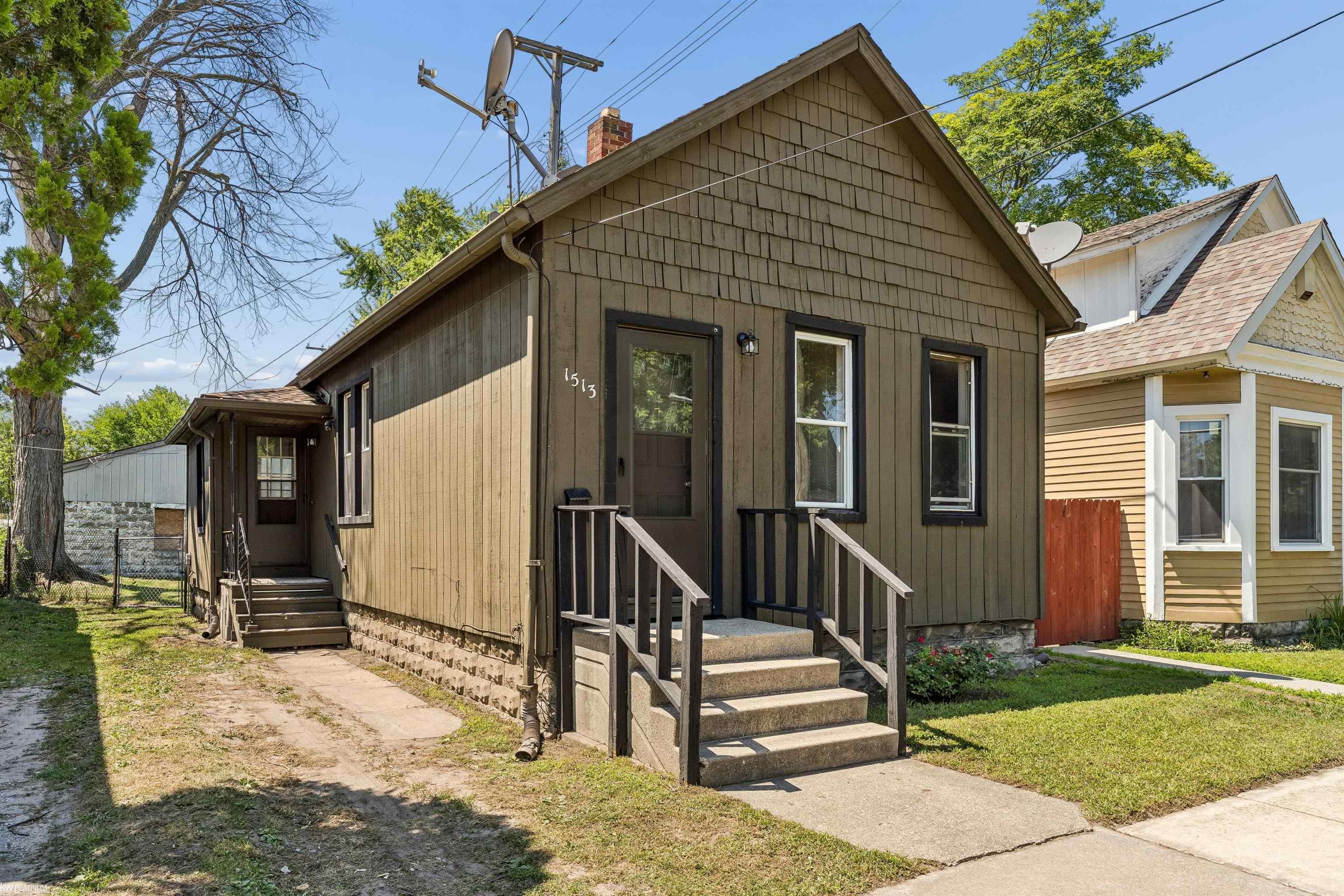 1513 9th Street Property Photo 1