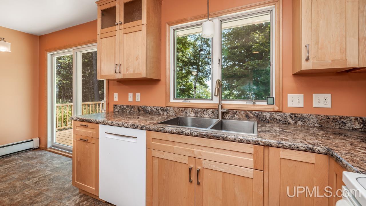 709 Loueda Avenue Property Photo 11