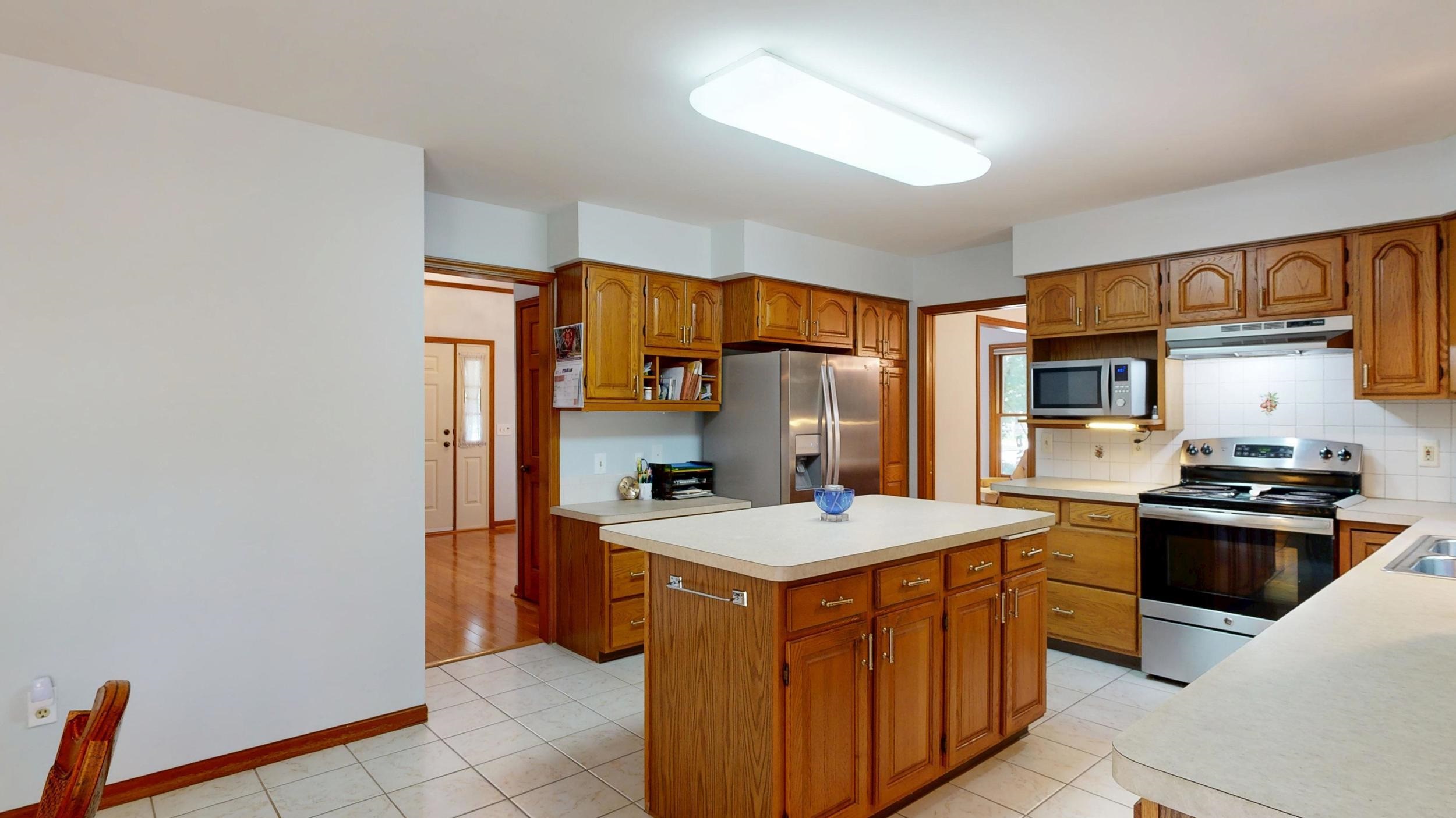 4804 Pinewood Drive Property Photo 16