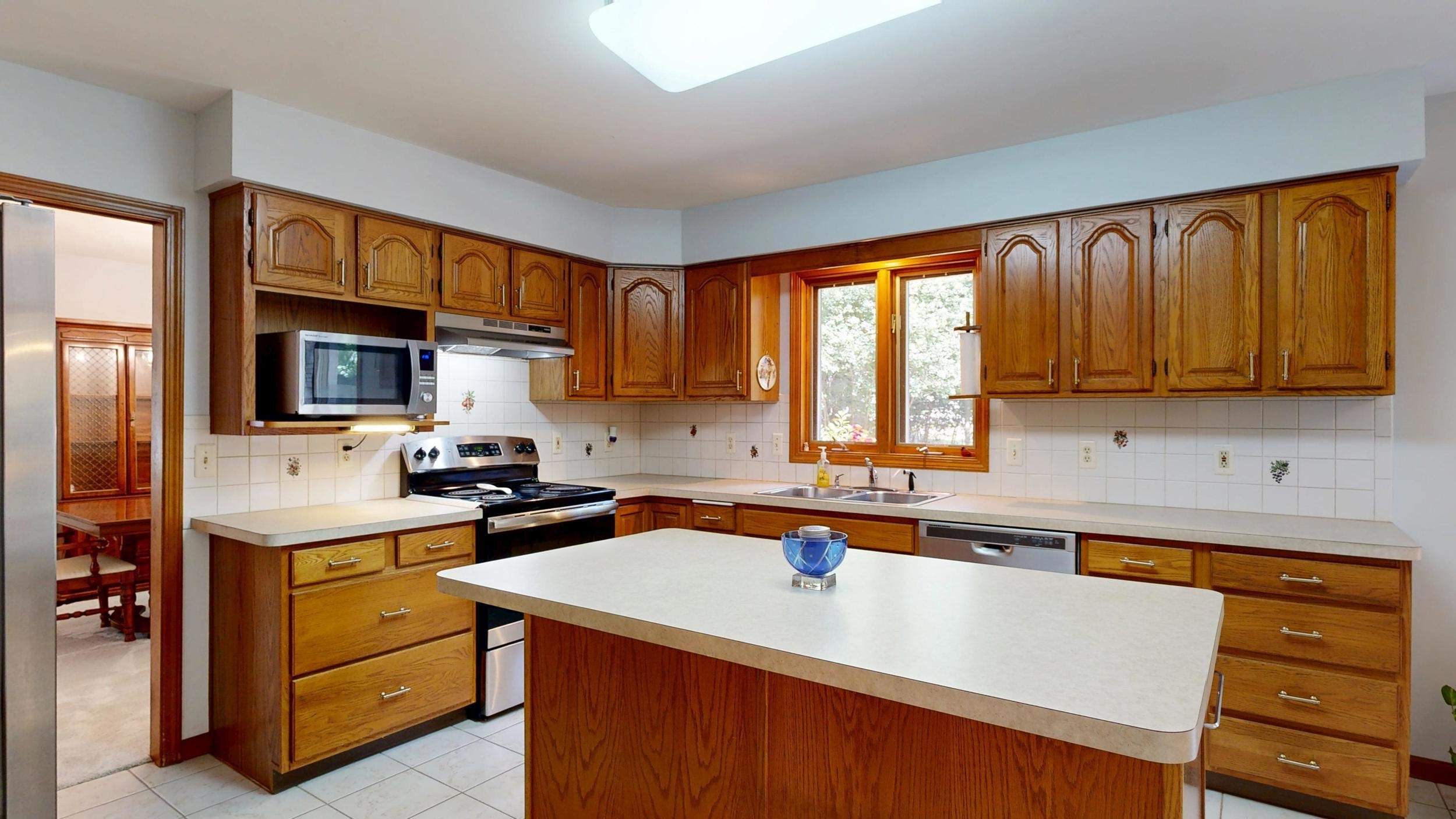 4804 Pinewood Drive Property Photo 17