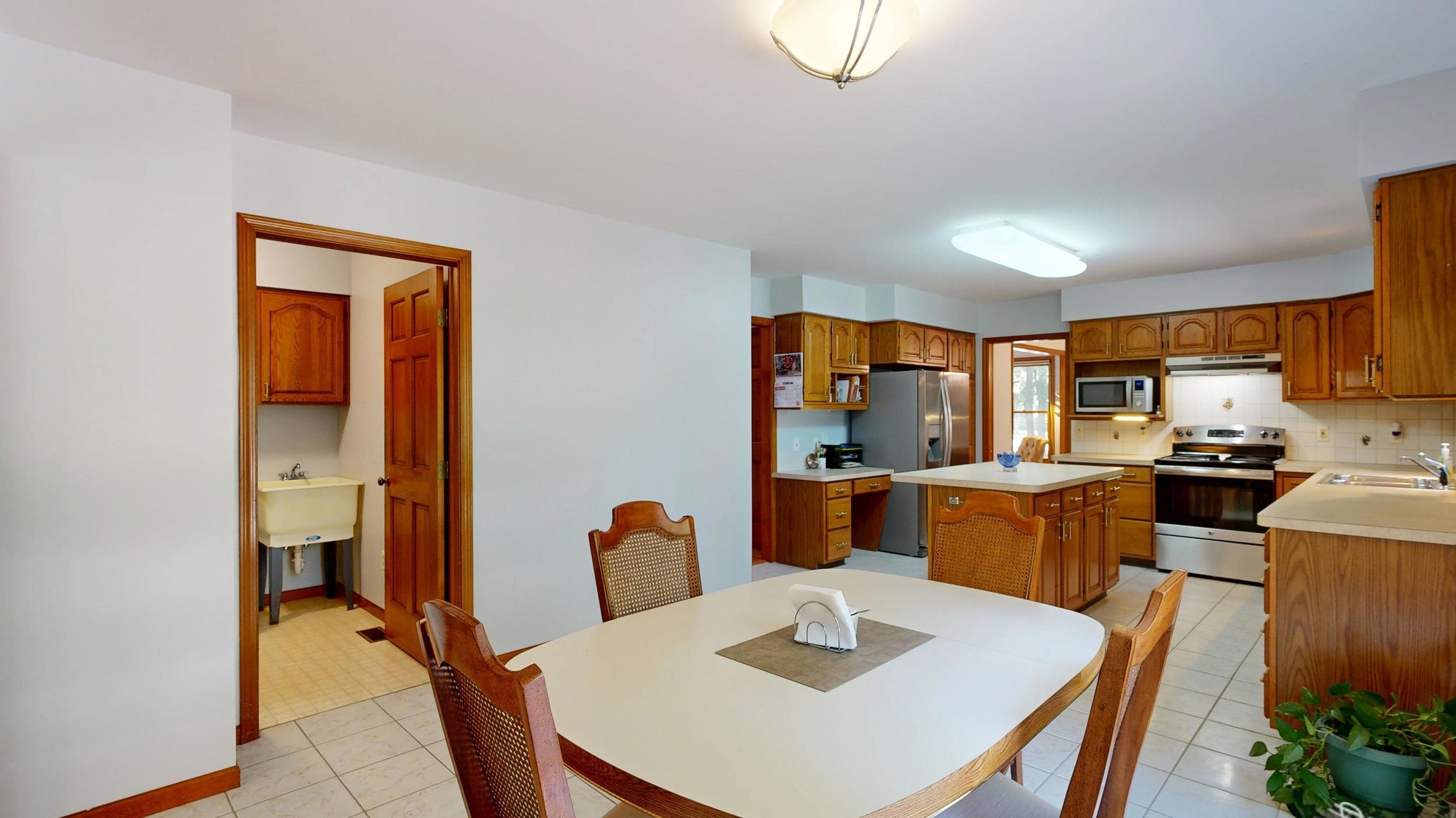 4804 Pinewood Drive Property Photo 18