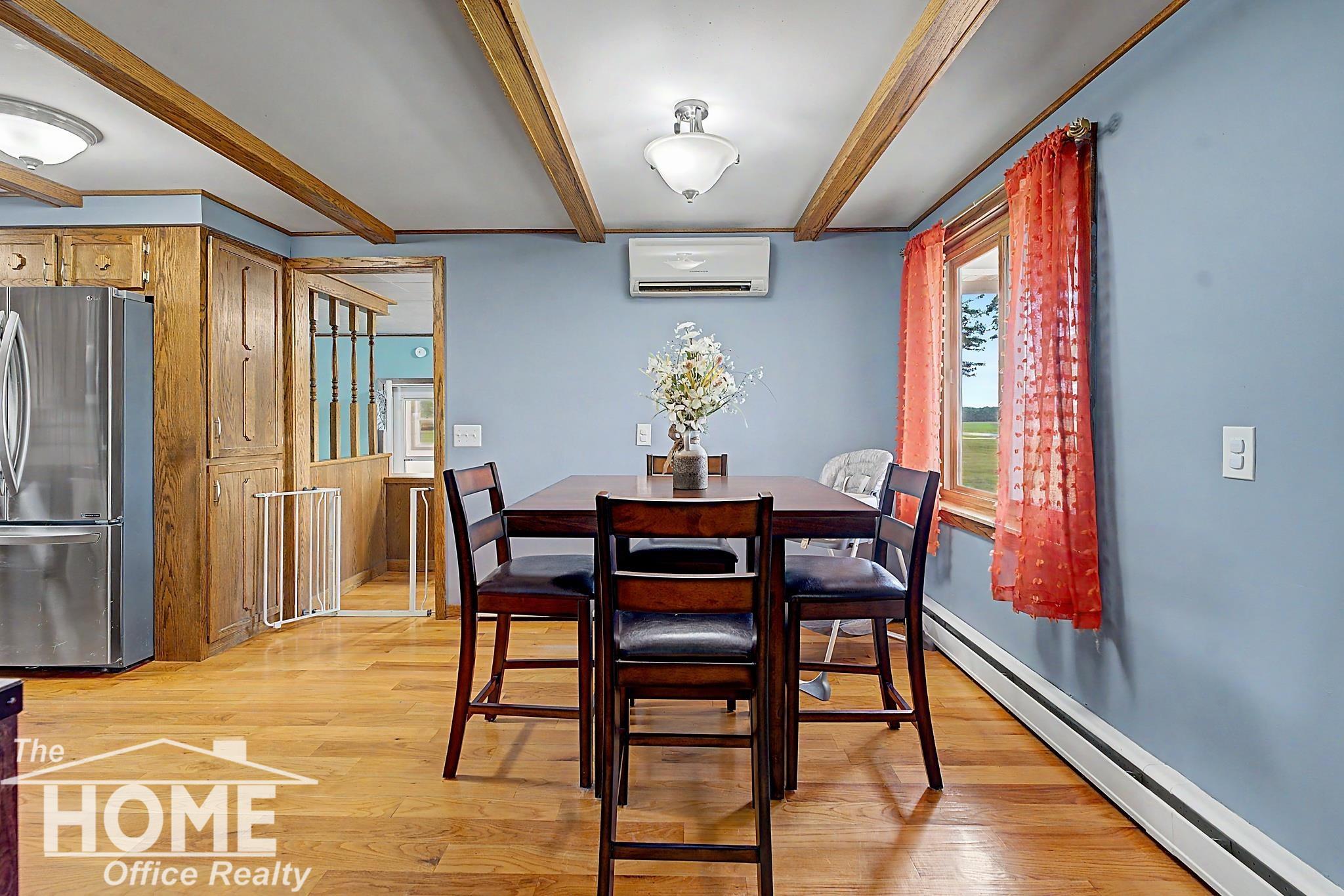 9800 Ferden Road Property Photo 6