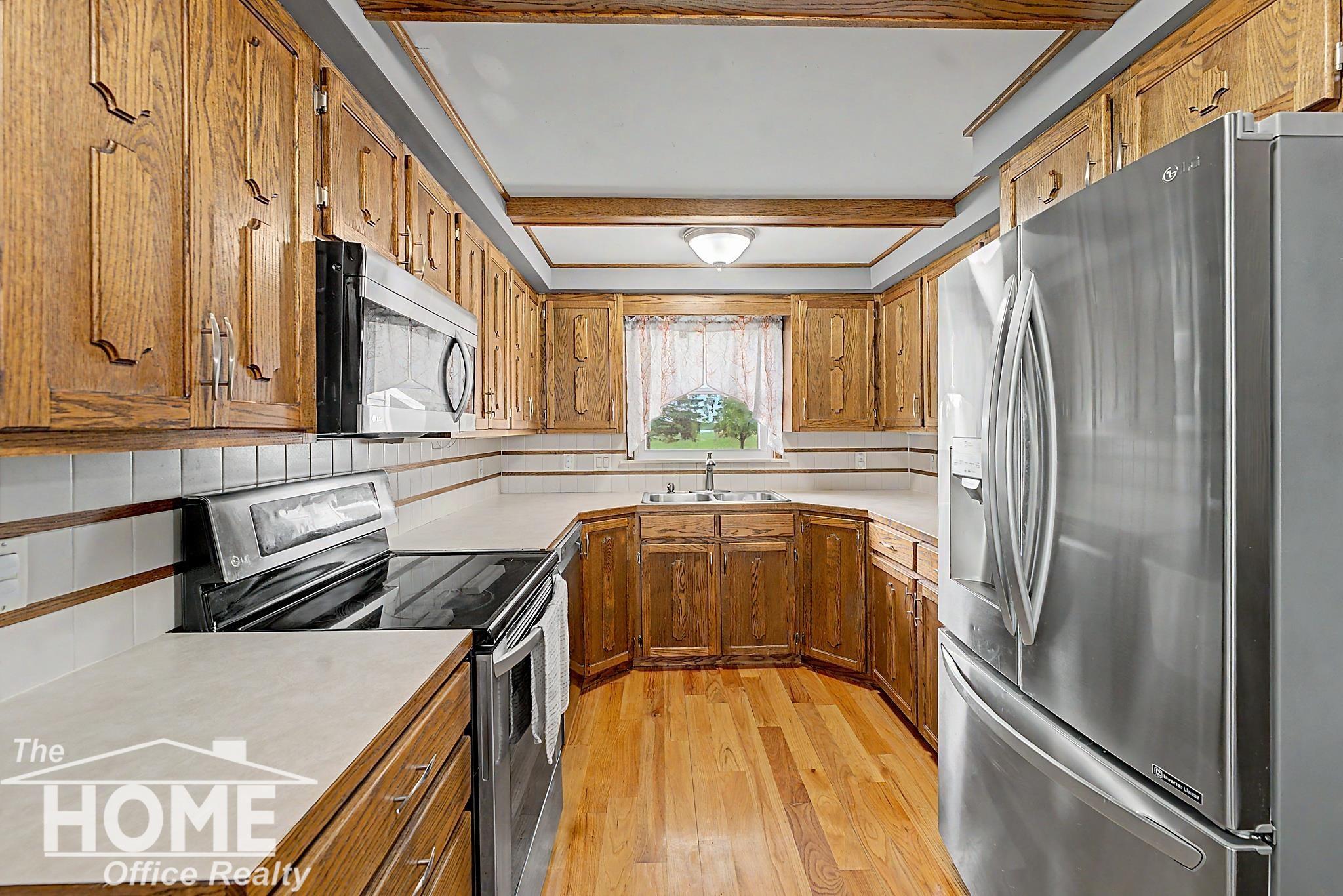 9800 Ferden Road Property Photo 7