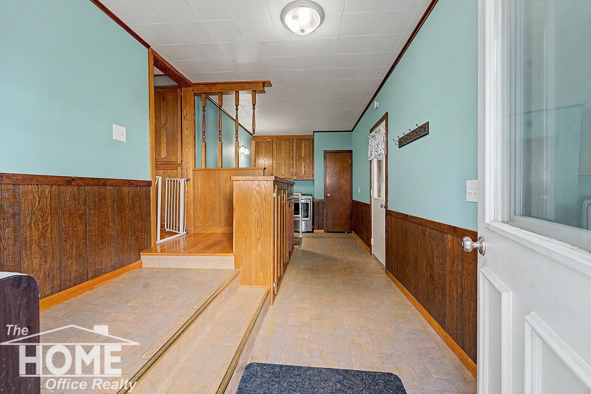 9800 Ferden Road Property Photo 16