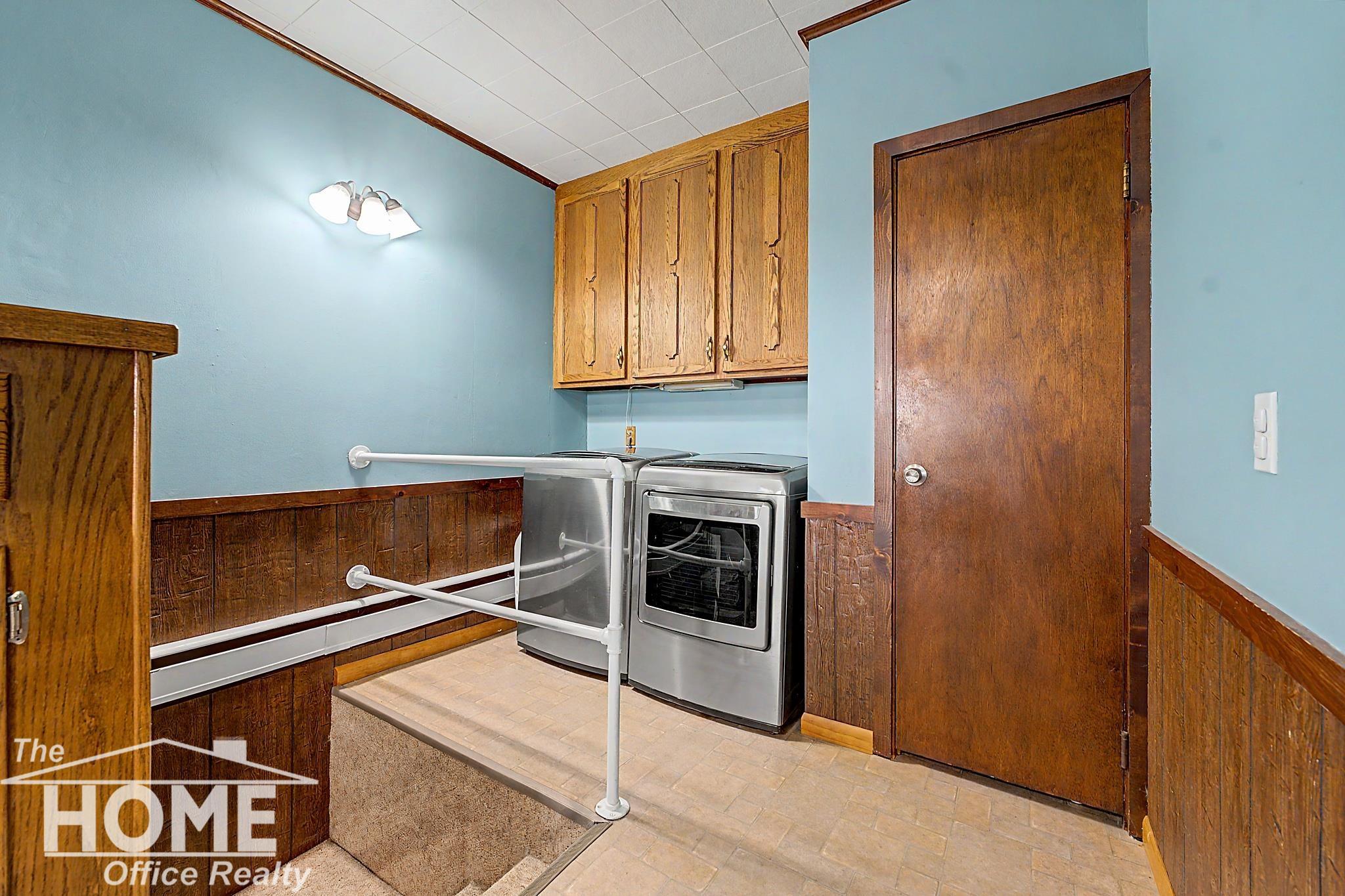 9800 Ferden Road Property Photo 17