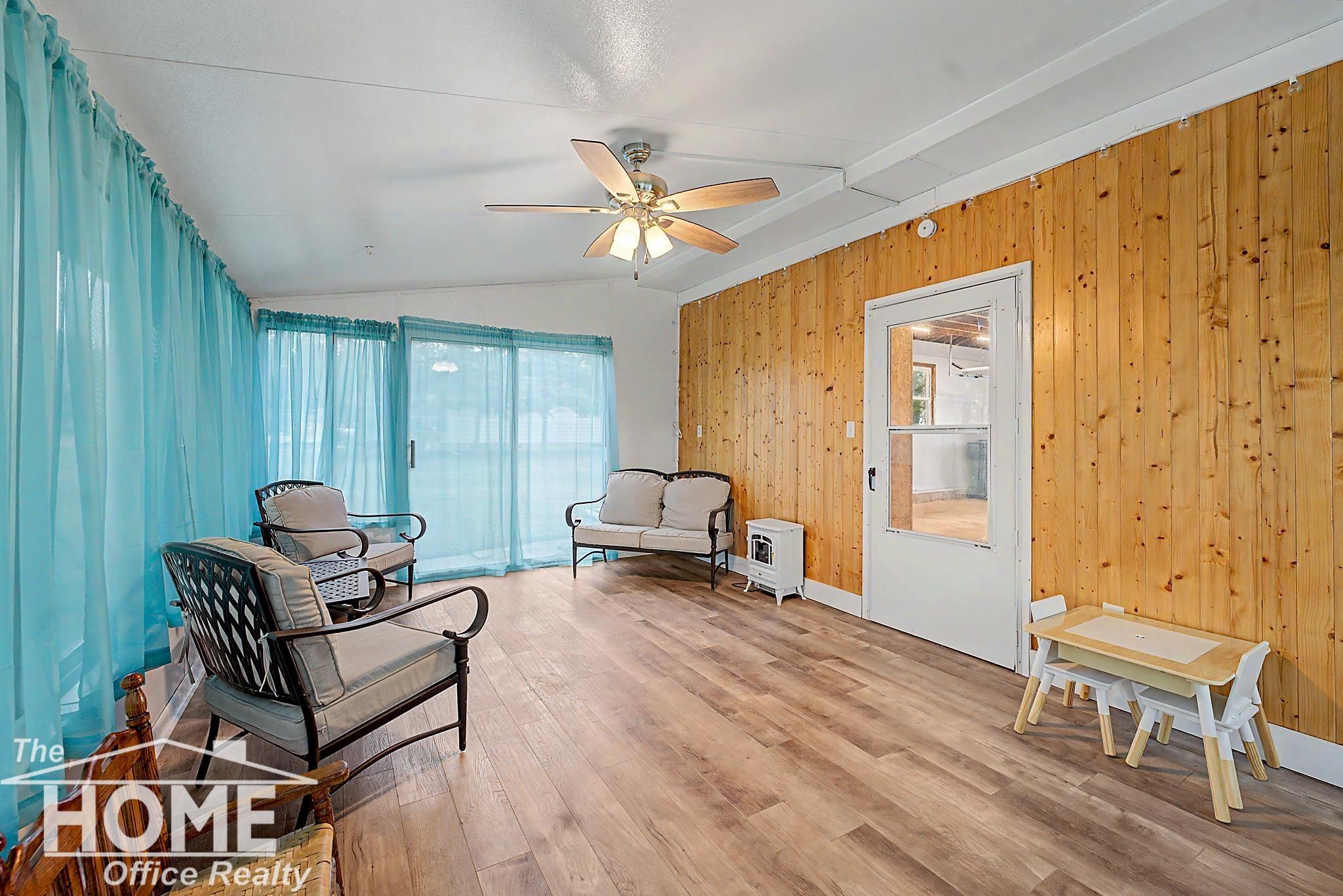 9800 Ferden Road Property Photo 22
