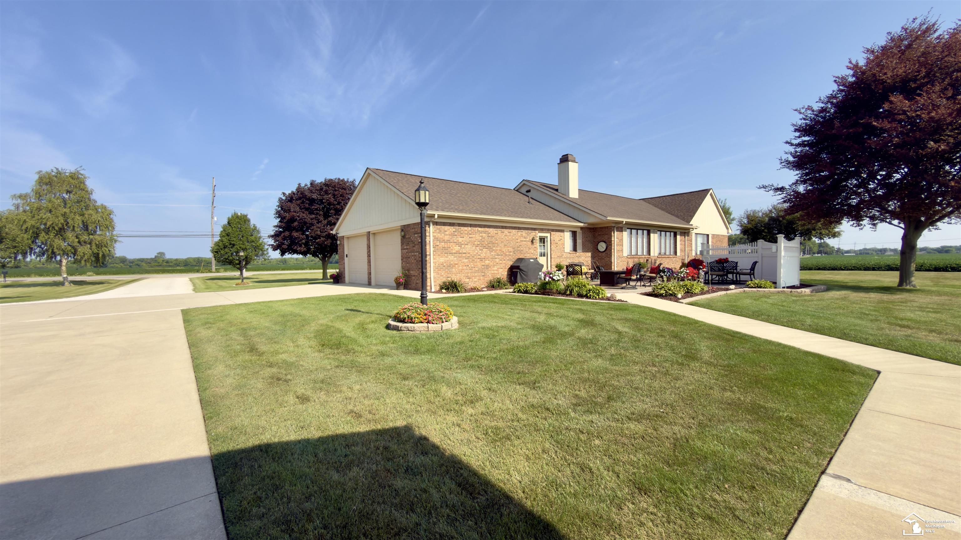8940 S Dixie Highway Property Photo 16